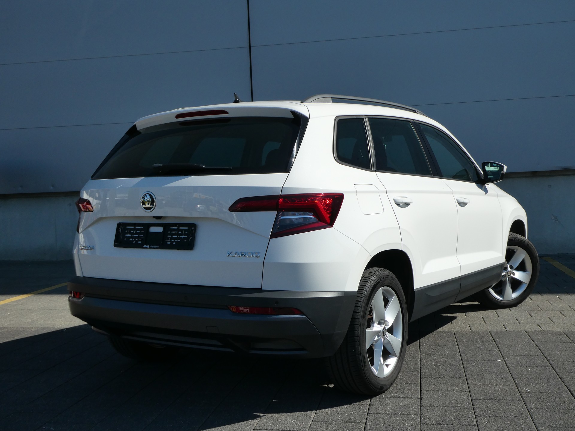 SKODA Karoq 1.5 TSI ACT Ambition-image-5
