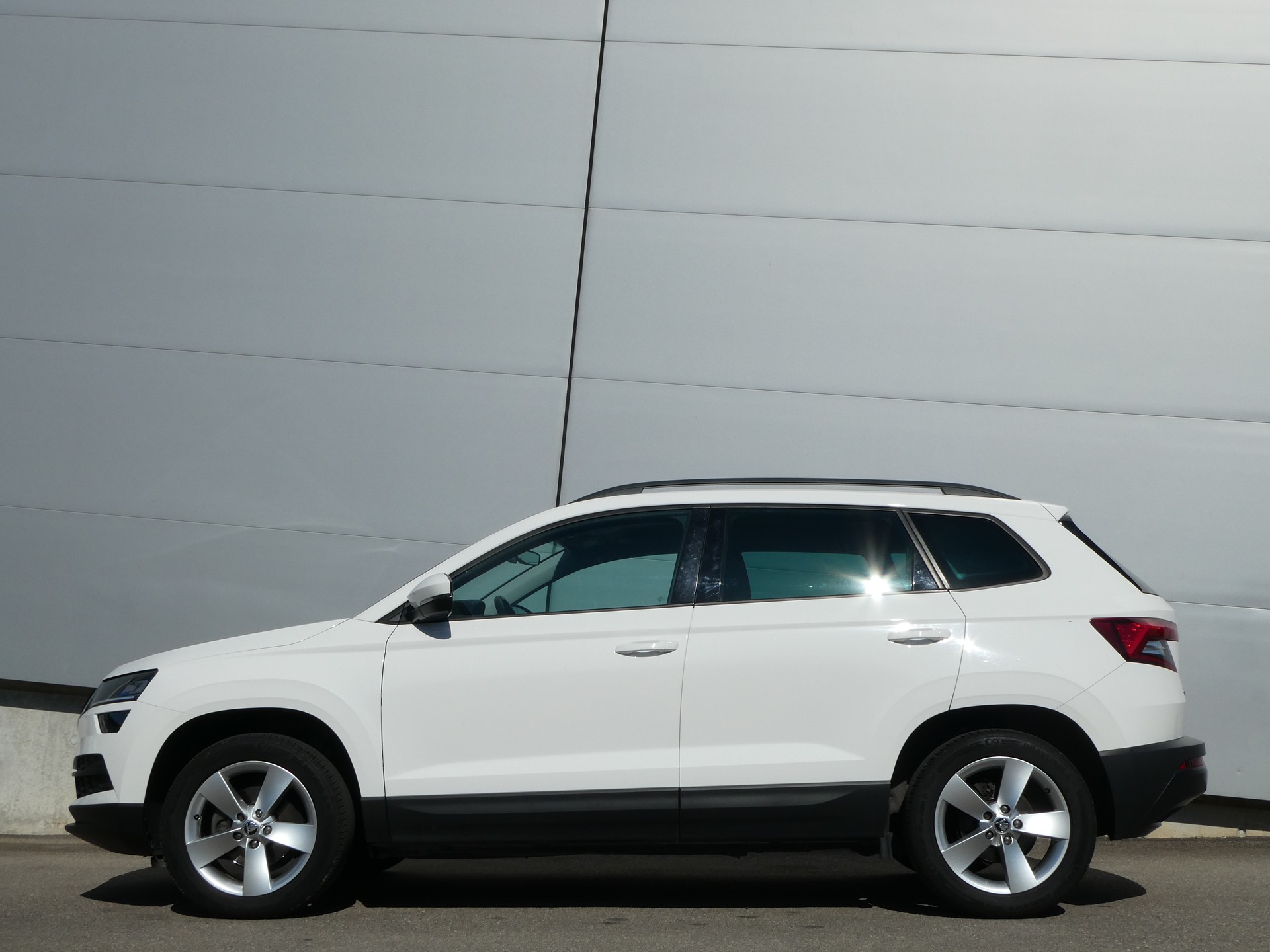 SKODA Karoq 1.5 TSI ACT Ambition-image-3