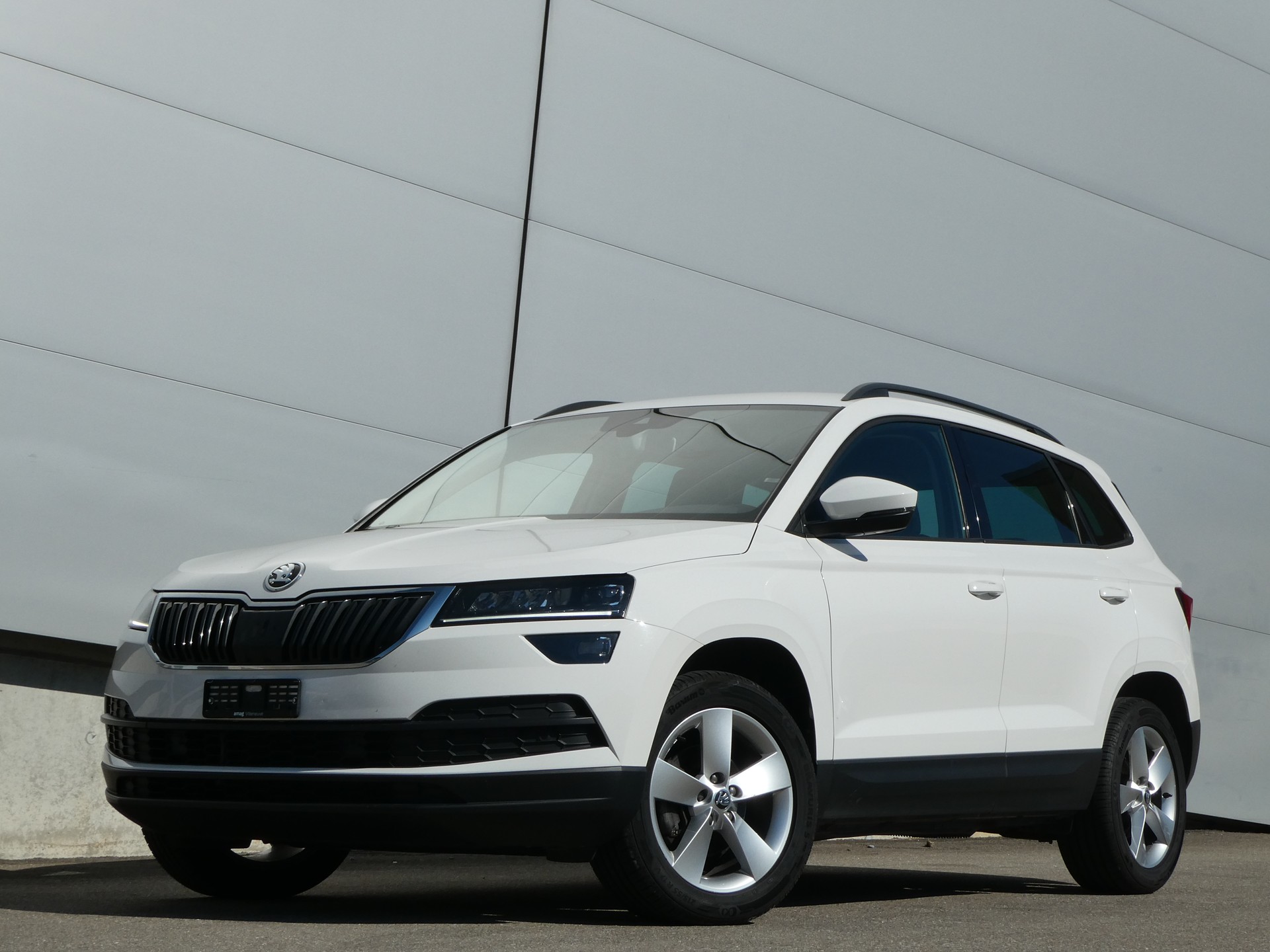 SKODA Karoq 1.5 TSI ACT Ambition-image-1