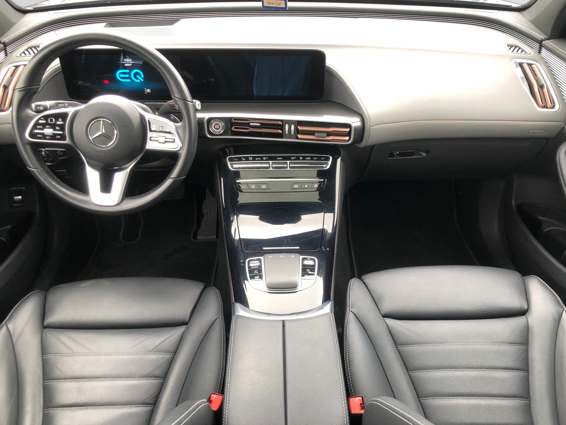MERCEDES-BENZ EQC 400 4Matic-image-12