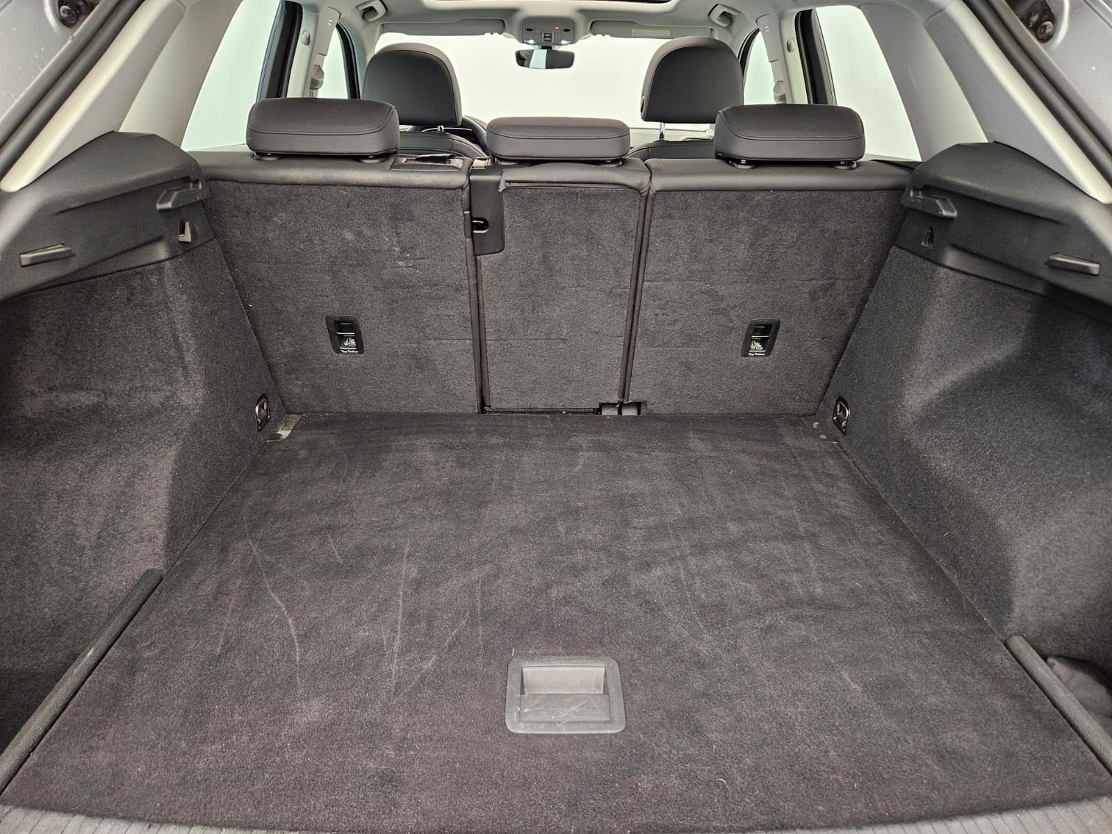 AUDI Q3 40 TFSI quattro S-tronic-image-14