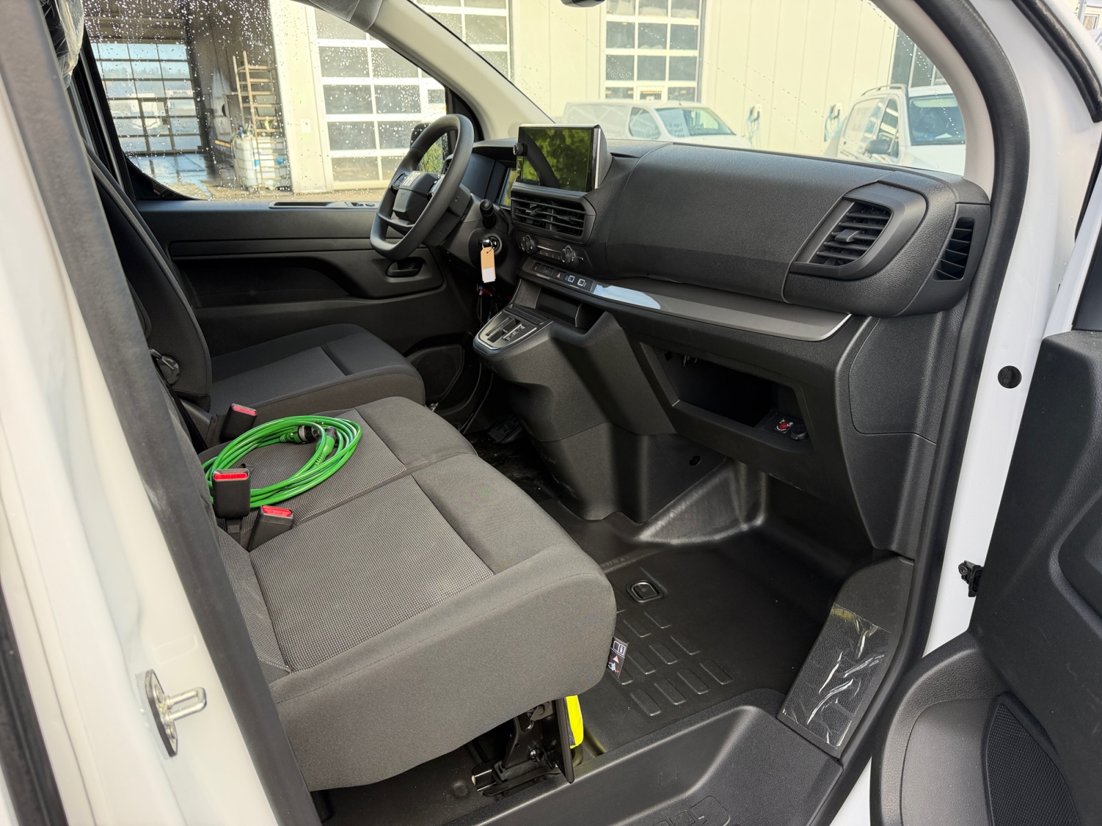 FIAT Scudo 2.2 BlueHDi L3 EAT8-image-7