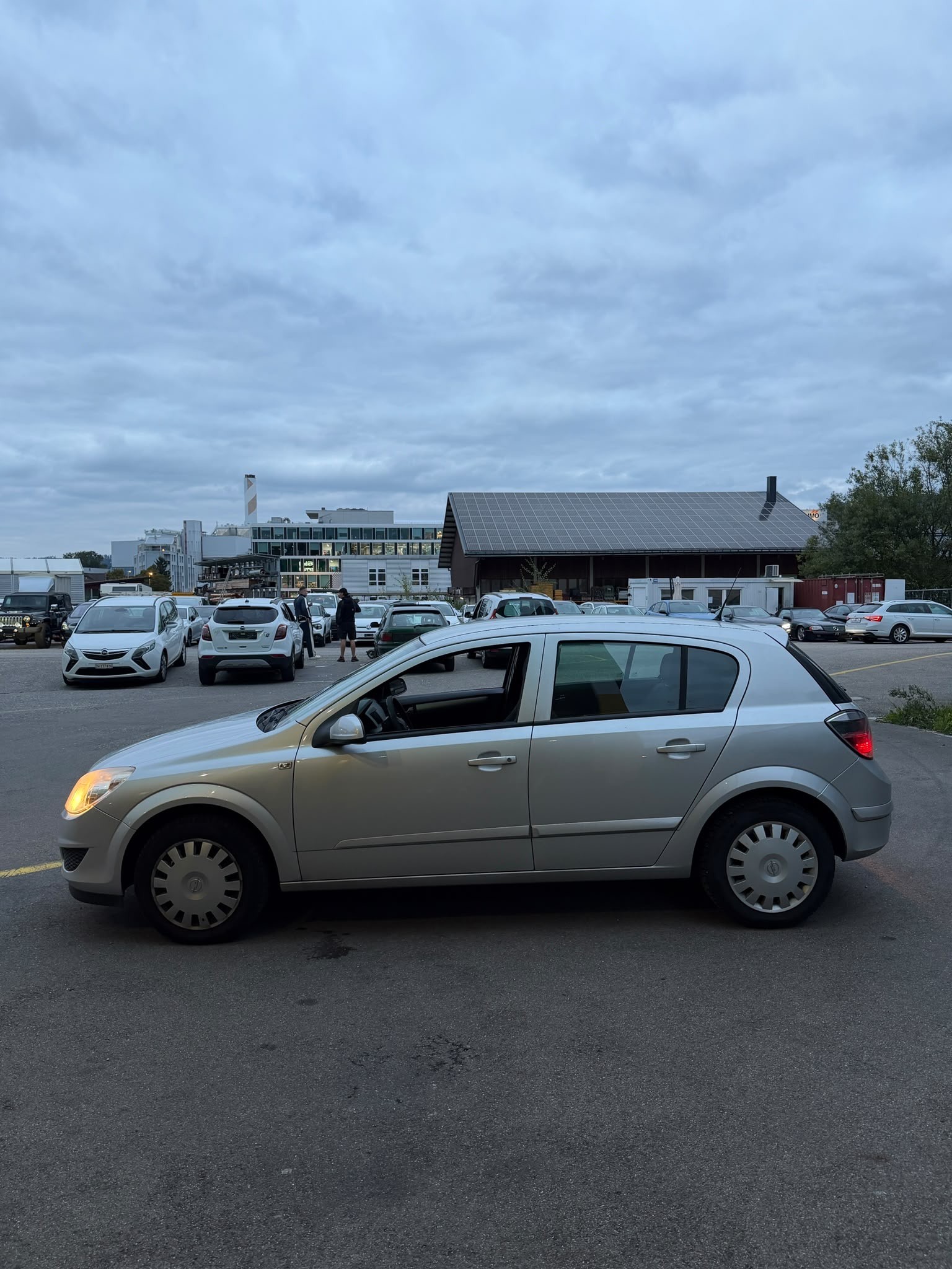 OPEL Astra 1.8i 16V Enjoy-image-3