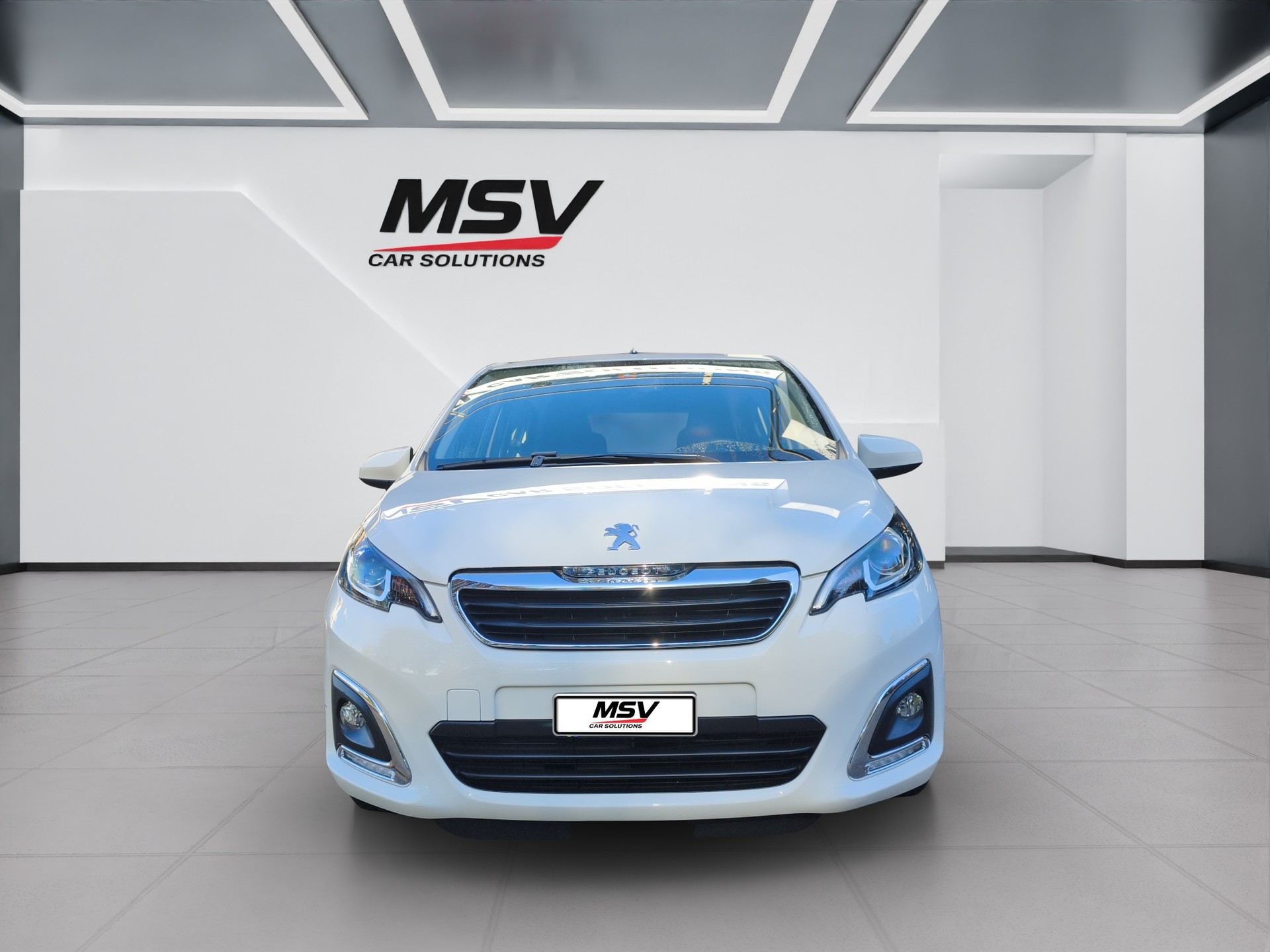 PEUGEOT 108 1.2 VTi Allure-image-7