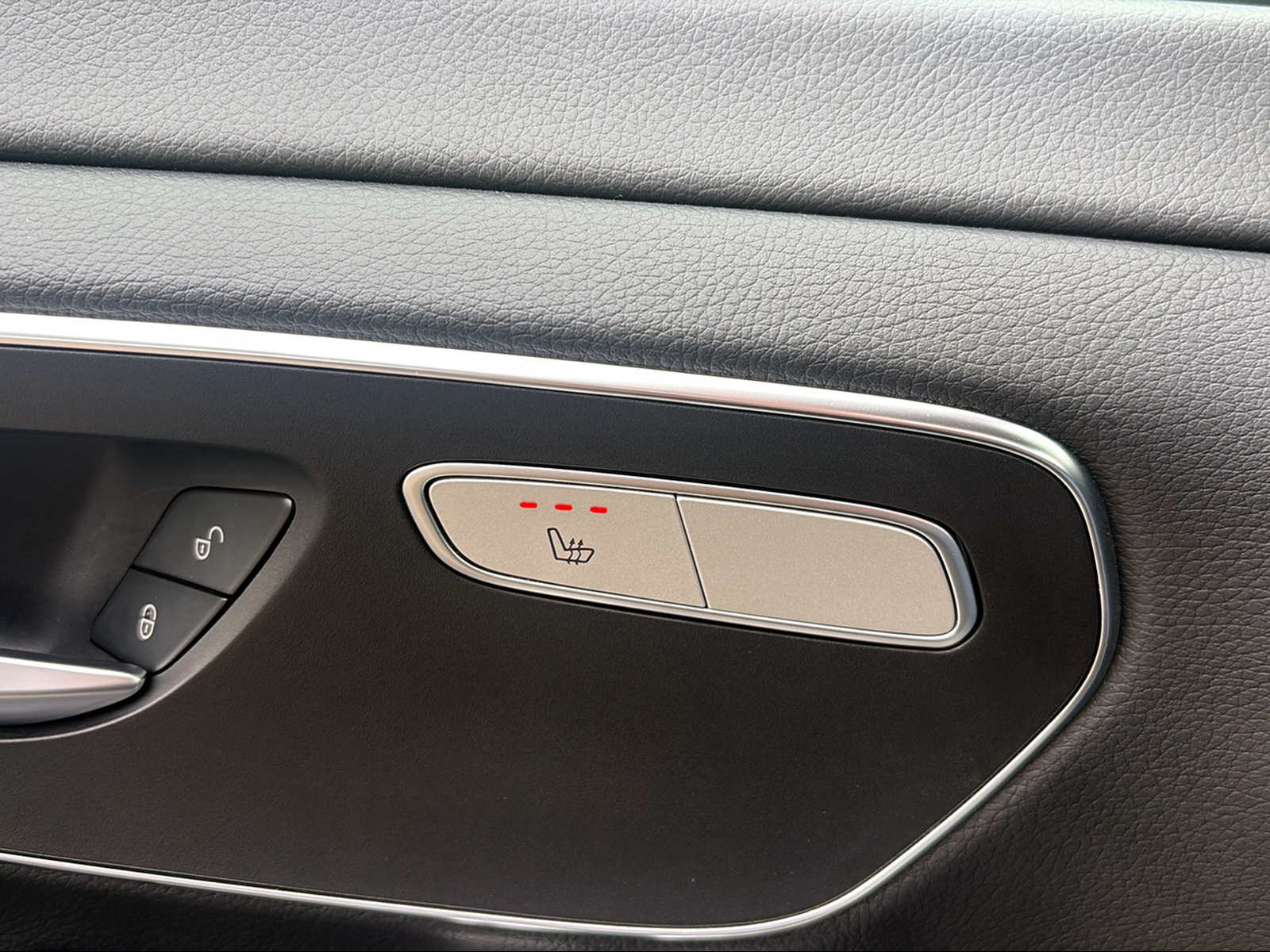 MERCEDES-BENZ V 250 d lang 4Matic 9G-Tronic-image-9