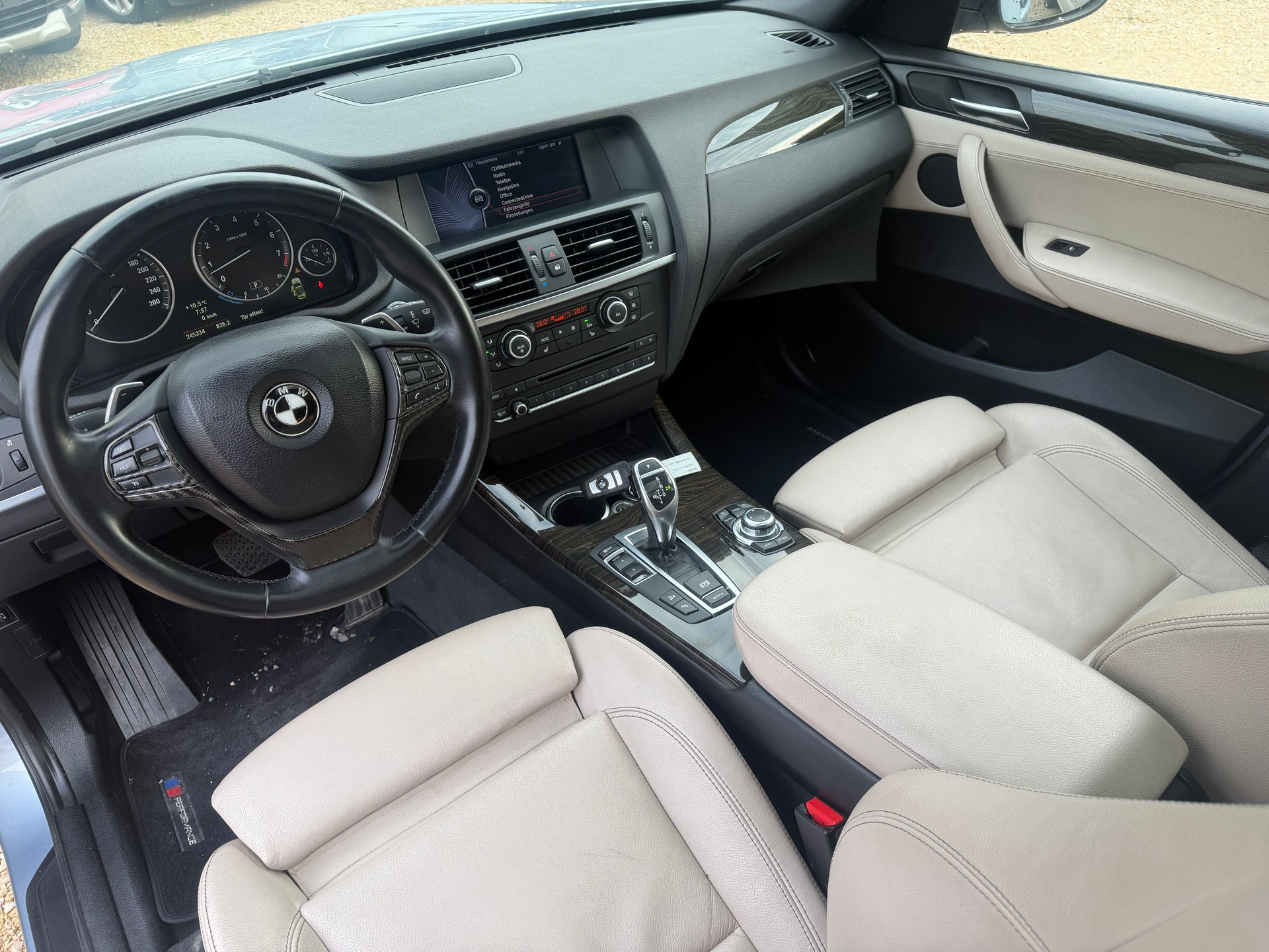 BMW X3 xDrive 35i Steptronic-image-13