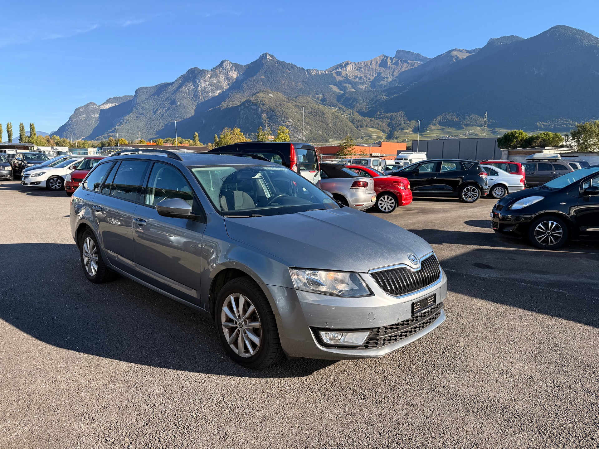 SKODA Octavia Combi 2.0 TDI Fresh 4x4-image-2