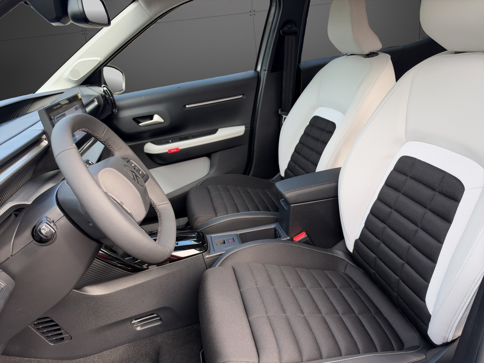 CITROEN C3 Aircross 1.2 Hybrid Max-image-2