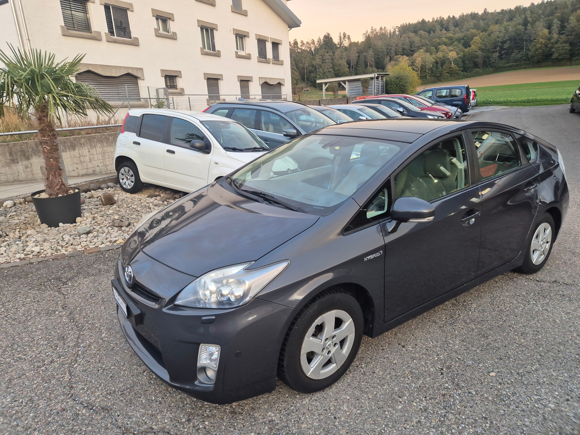 TOYOTA Prius 1.8 16V HSD Sol Premium-image-17