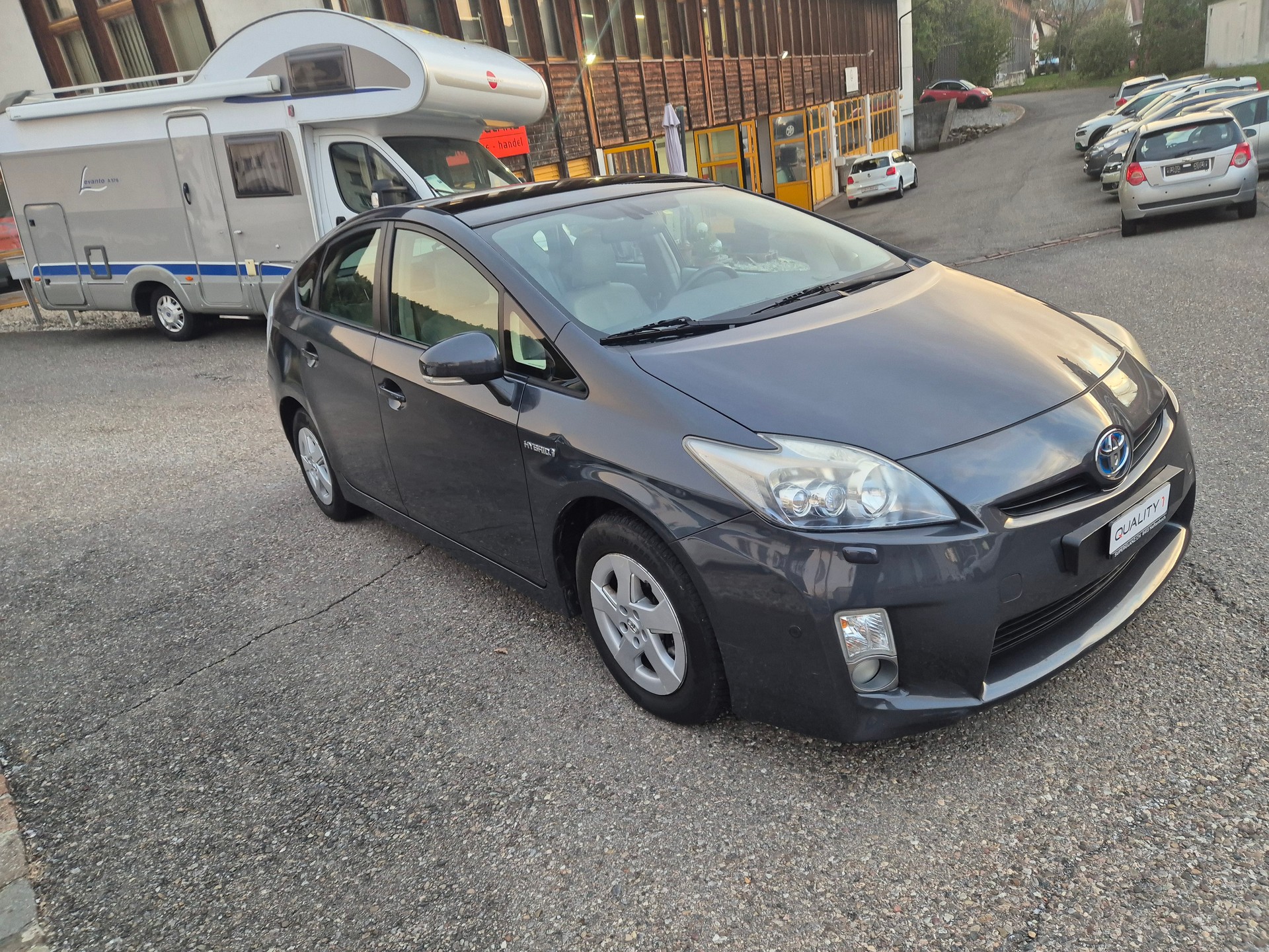 TOYOTA Prius 1.8 16V HSD Sol Premium-image-16