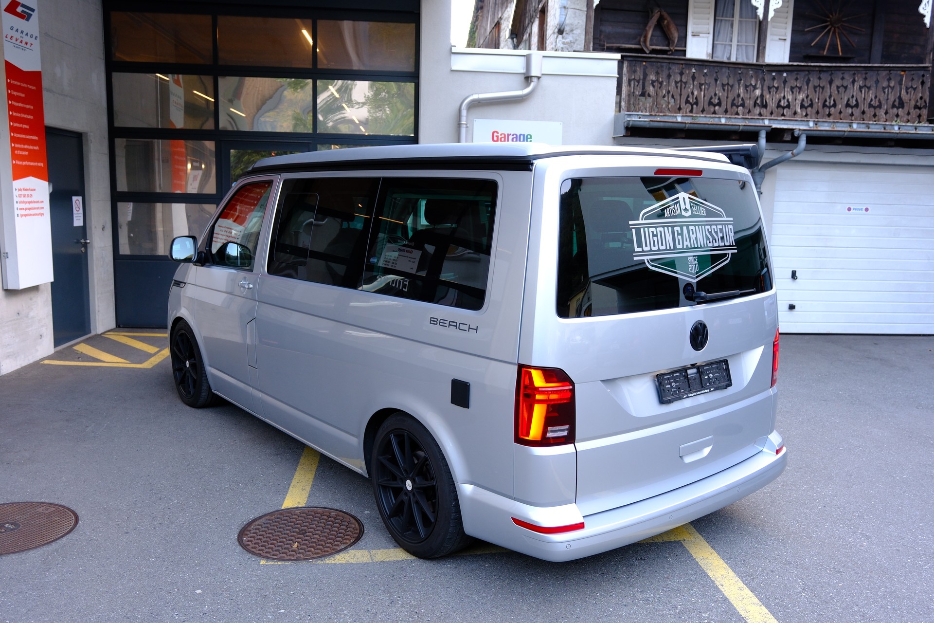 VW T6.1 California 2.0 TDI Beach Liberty 4Motion DSG-image-4