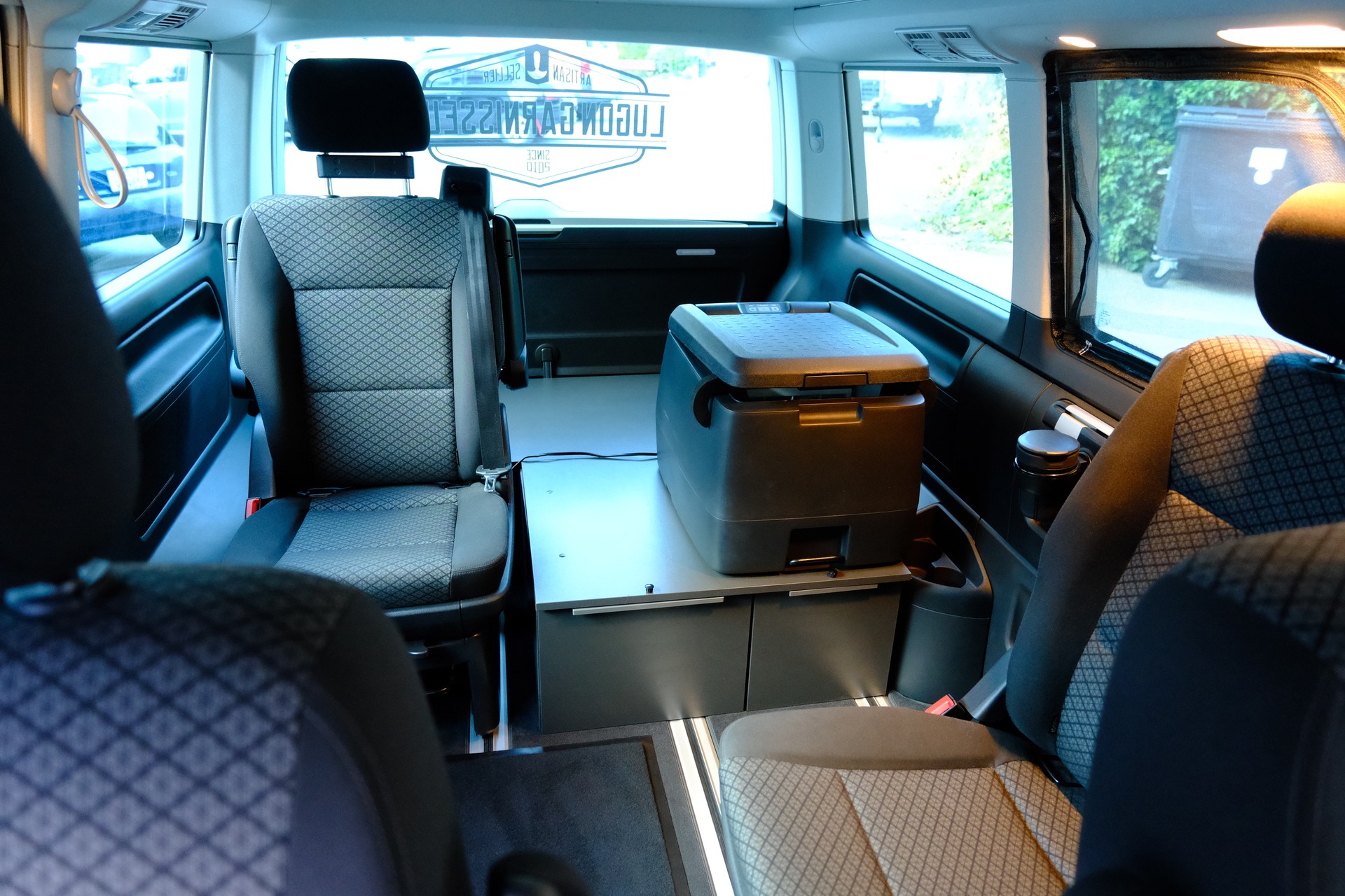 VW T6.1 California 2.0 TDI Beach Liberty 4Motion DSG-image-7