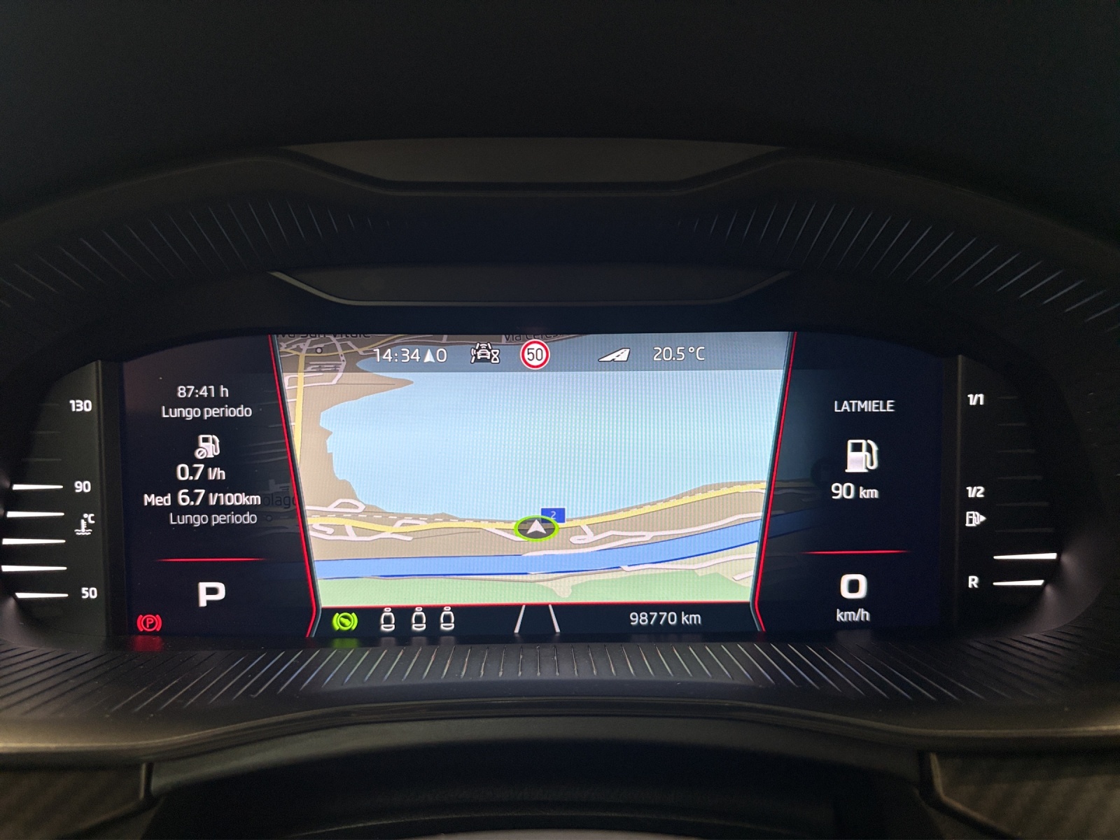 SKODA Kamiq 1.0 TSI Monte Carlo DSG-image-15