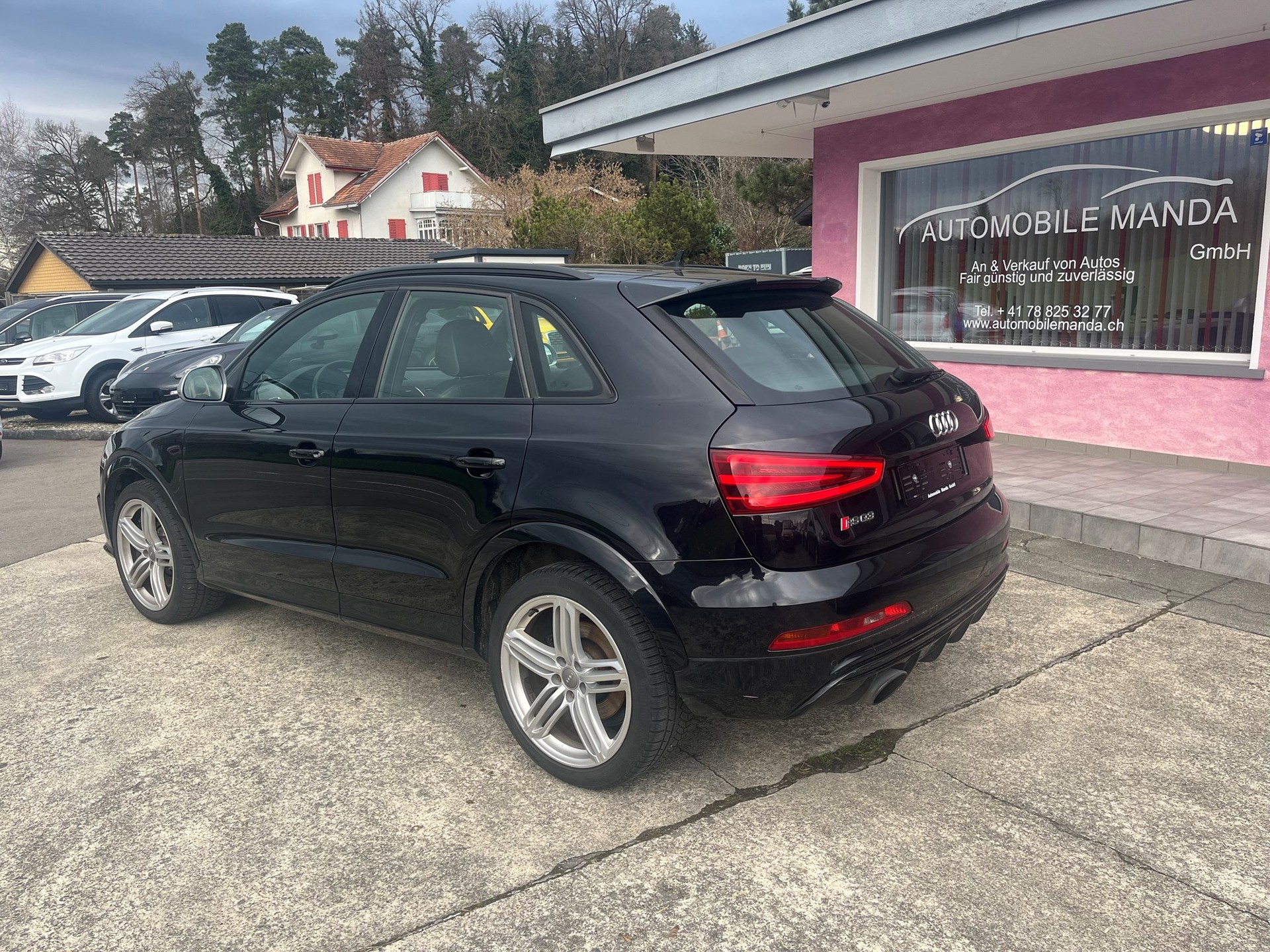 AUDI RS Q3 2.5 TFSI quattro S-tronic-image-3