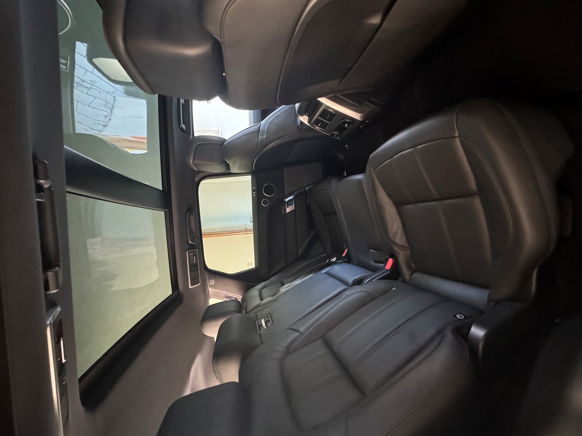 LAND ROVER Range Rover Sport P400e 2.0 I4 PHEV HSE Dynamic Aut.-image-1