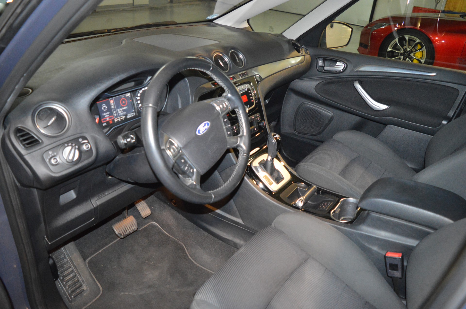 FORD S-Max 2.0 SCTi Titanium PowerShift-image-13