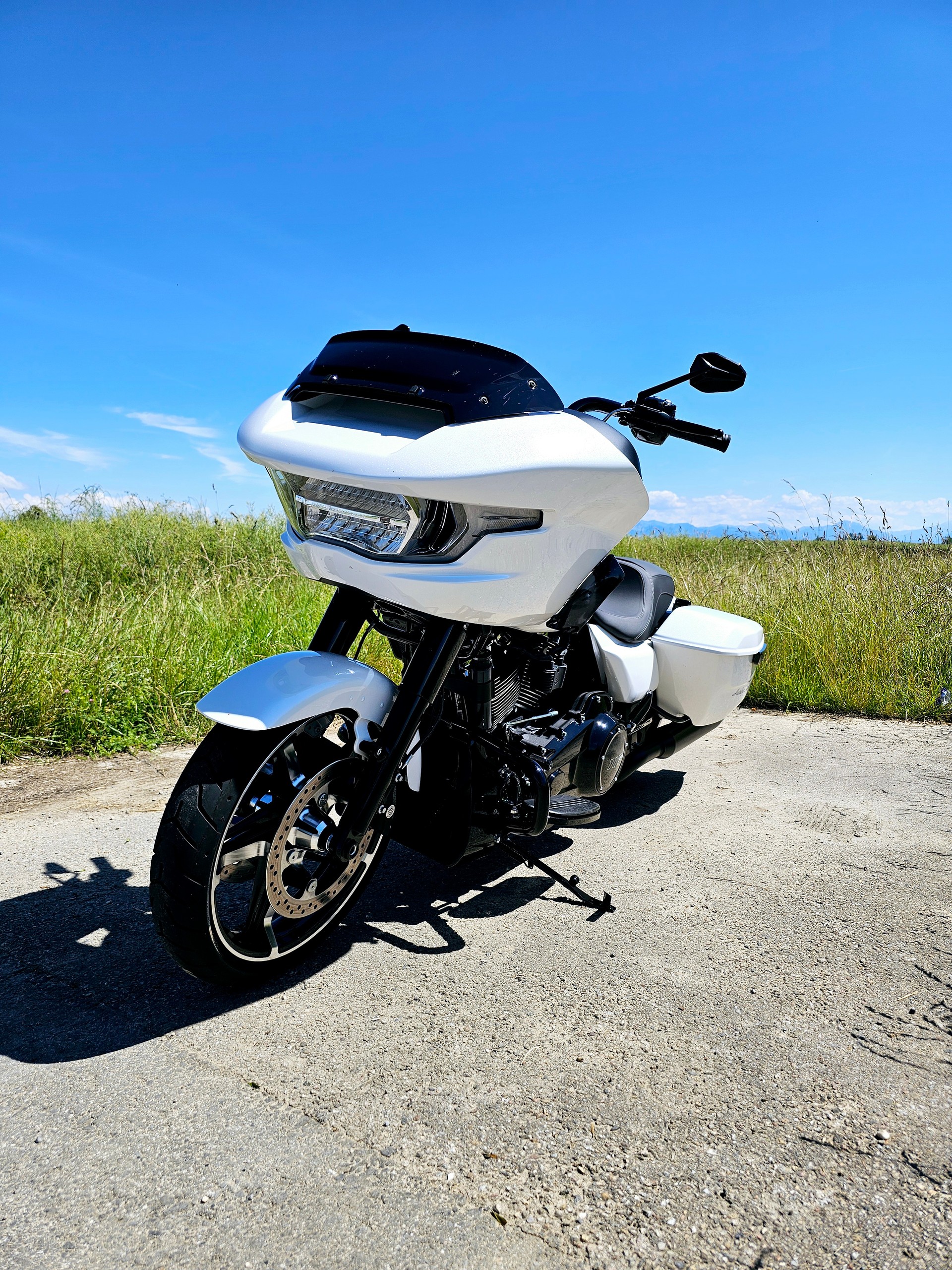 HARLEY-DAVIDSON FLTRX Road Glide Black Finish 117-image-8