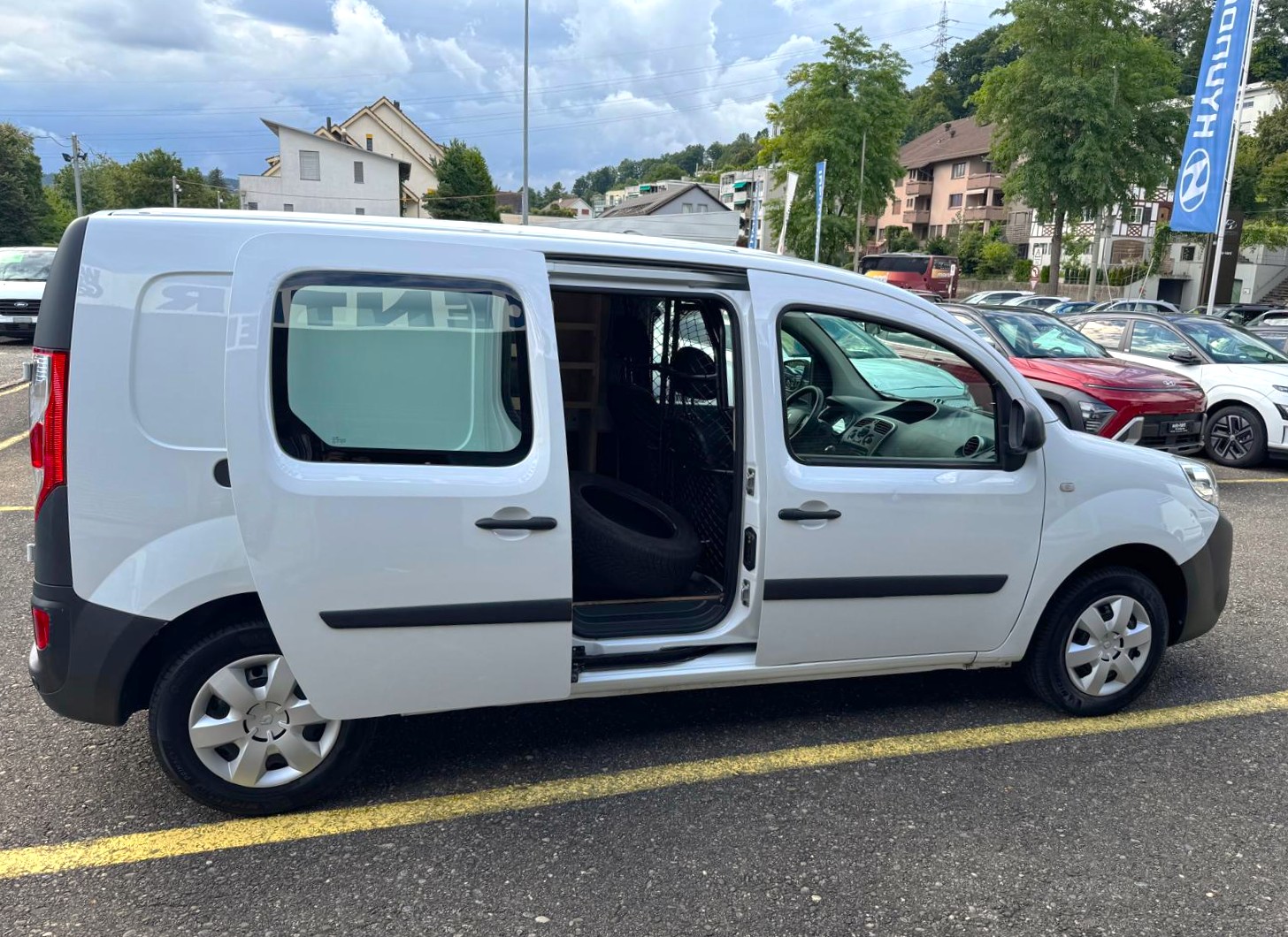 RENAULT Maxi dCi115E-image-5
