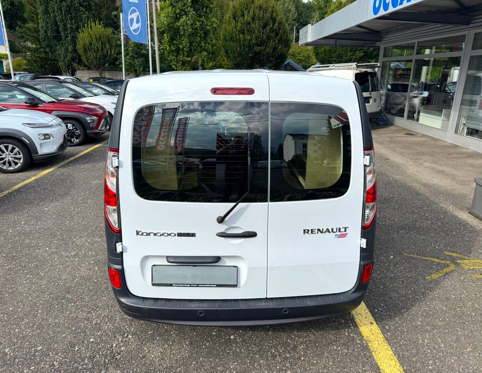 RENAULT Maxi dCi115E-image-12