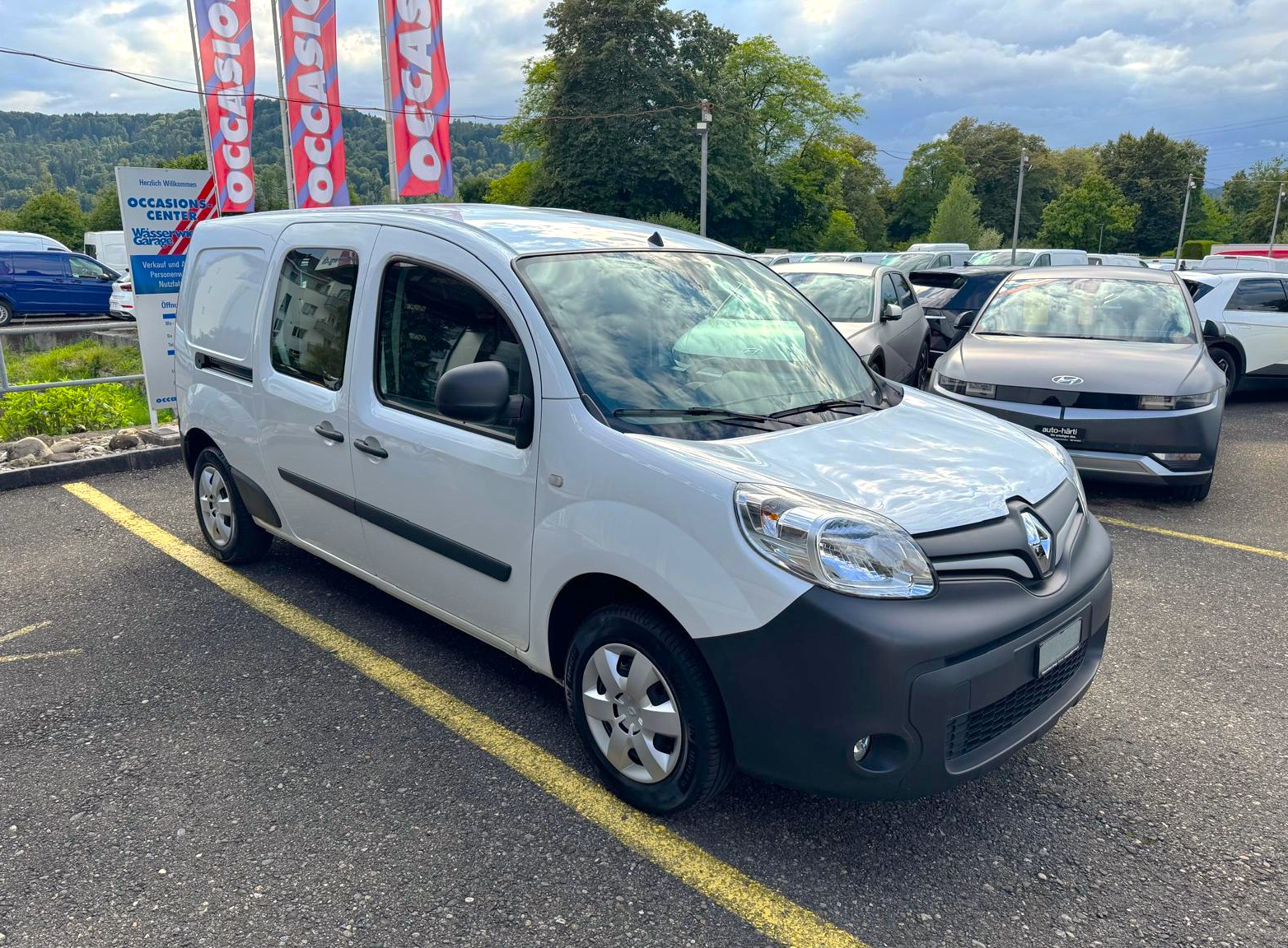 RENAULT Maxi dCi115E-image-7