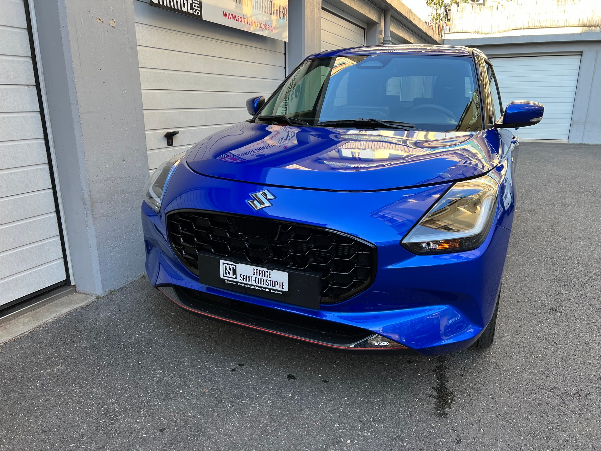 SUZUKI Swift 1.2 Tradizio Top Hybrid CVT-image-3