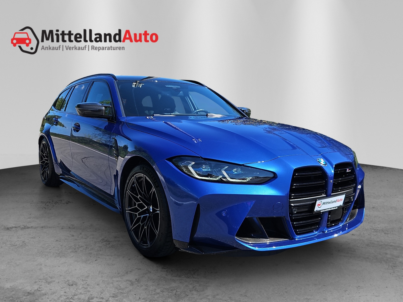 BMW M3 Touring xDrive Competition M-image-2