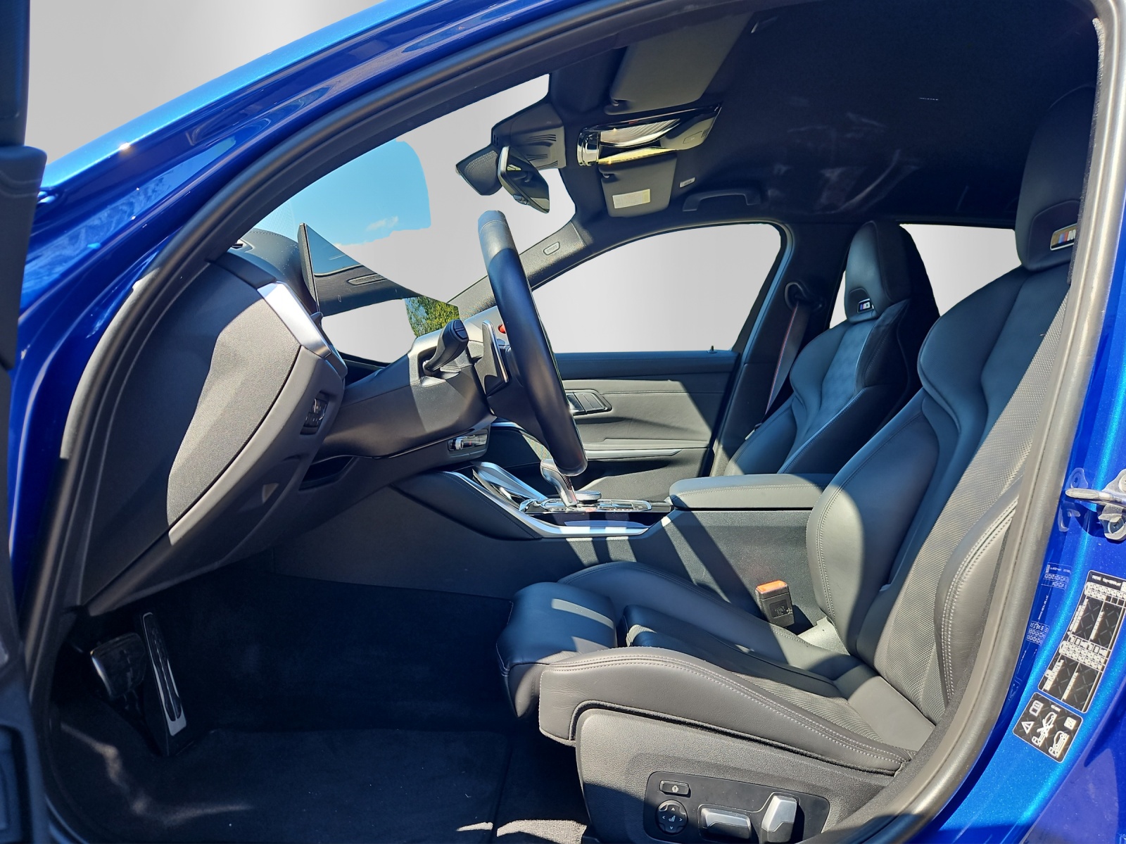 BMW M3 Touring xDrive Competition M-image-8