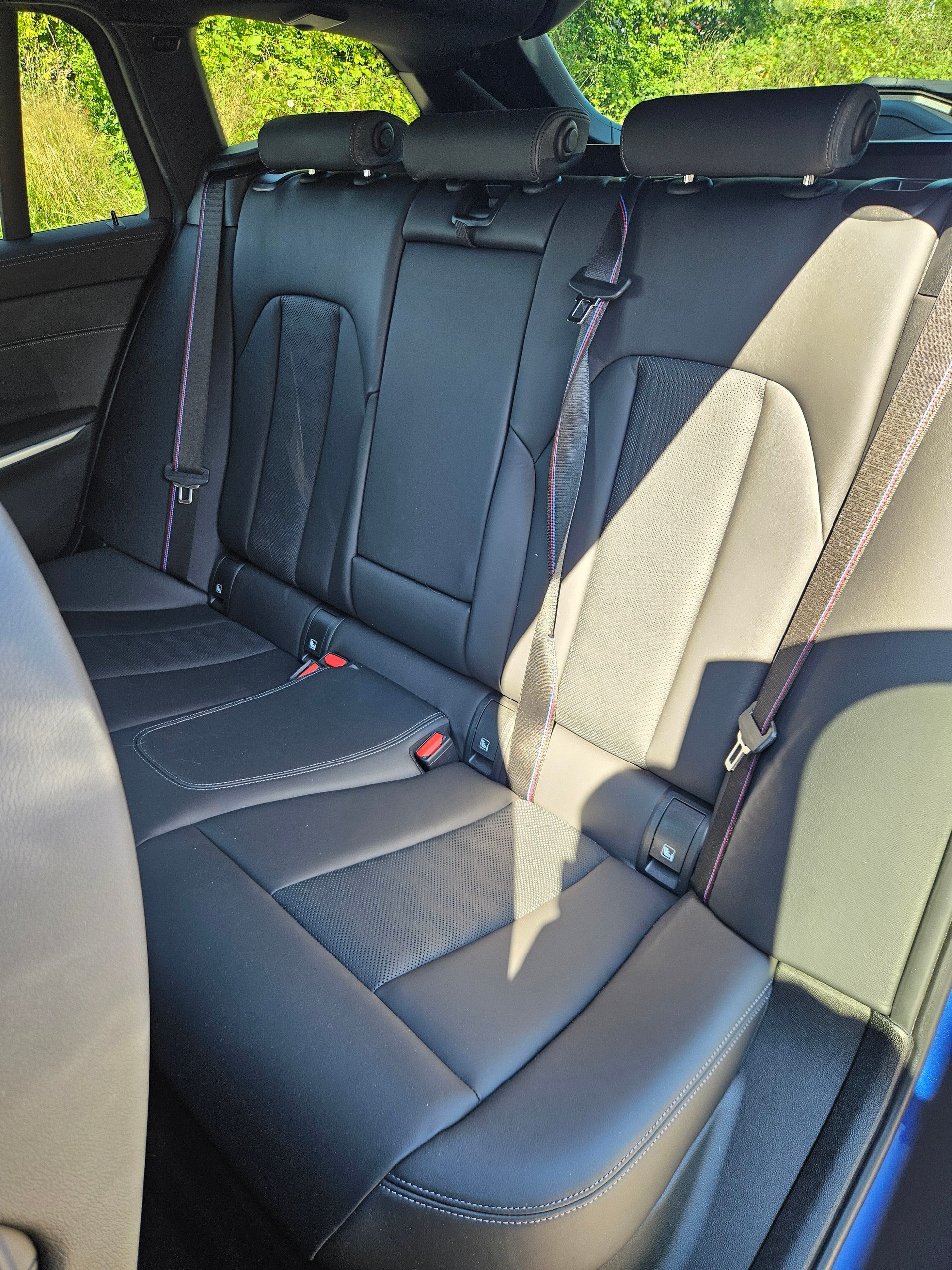 BMW M3 Touring xDrive Competition M-image-10