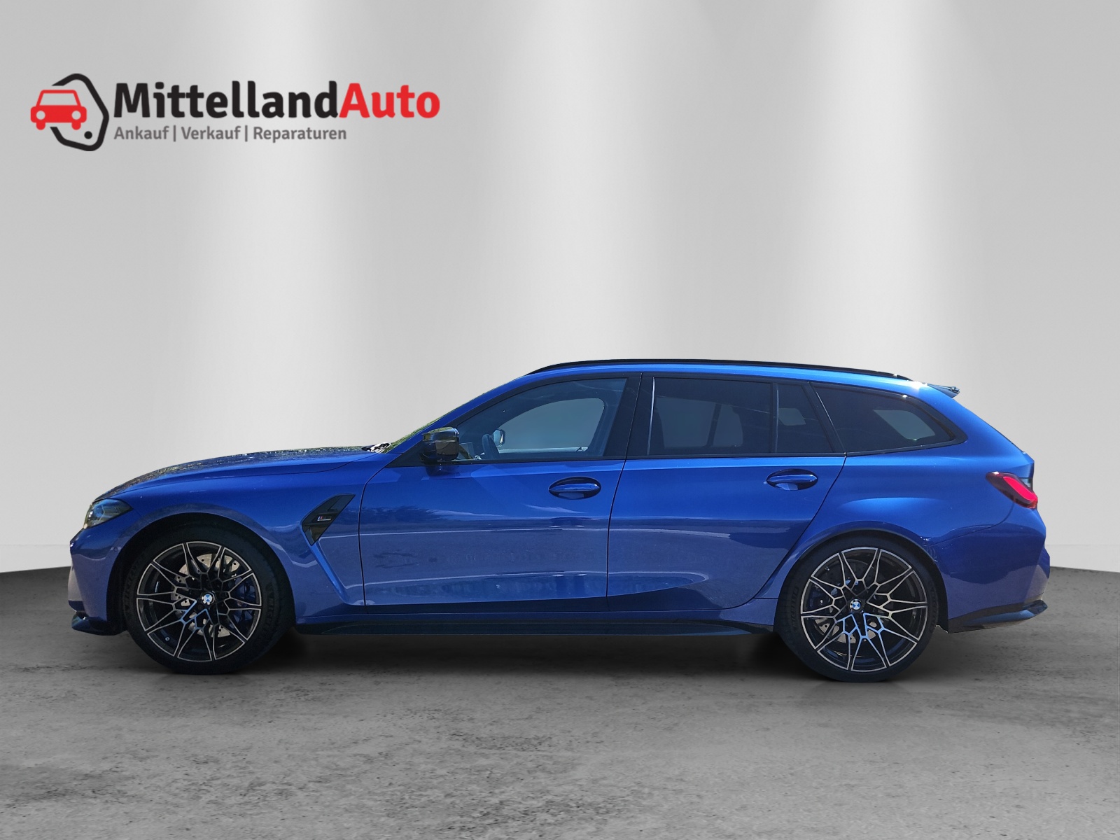 BMW M3 Touring xDrive Competition M-image-4