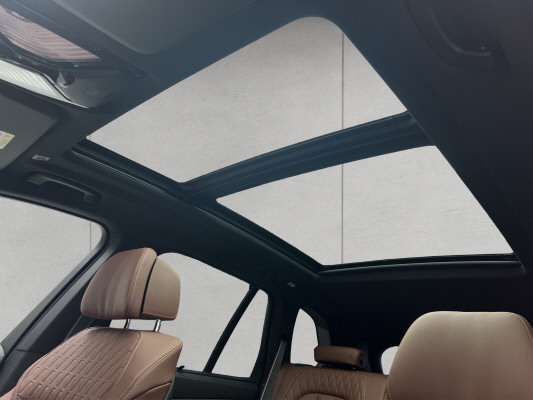 BMW X5 xDr 50e M Sport Pro-image-10