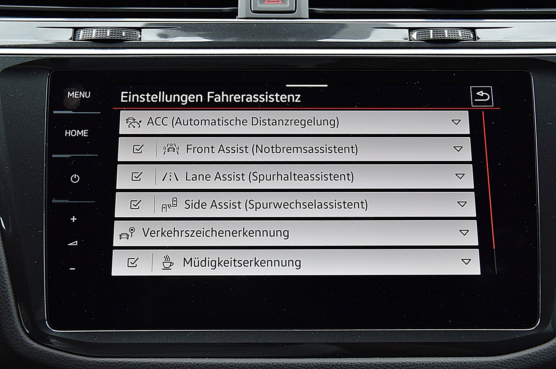 VW Tiguan 2.0 TDI R-Line 4M-image-9
