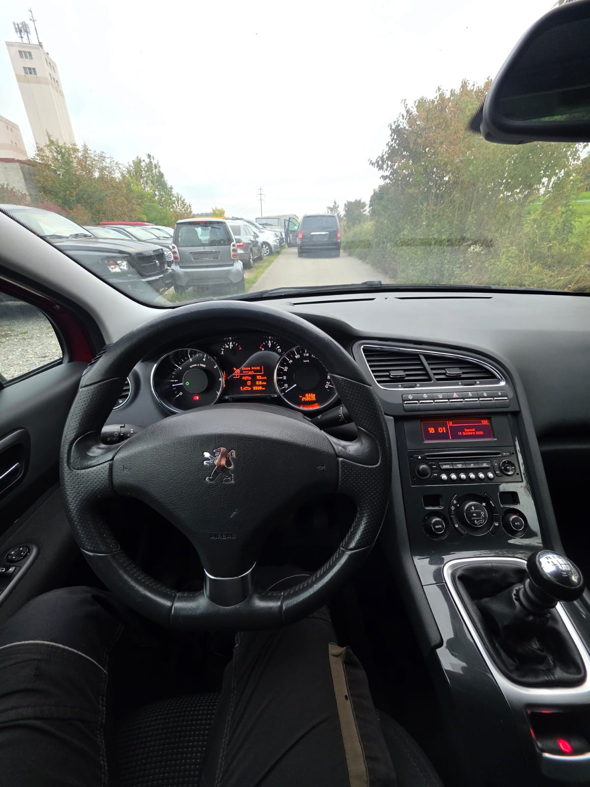 PEUGEOT 5008 1.6 16V T Sport Pack-image-6