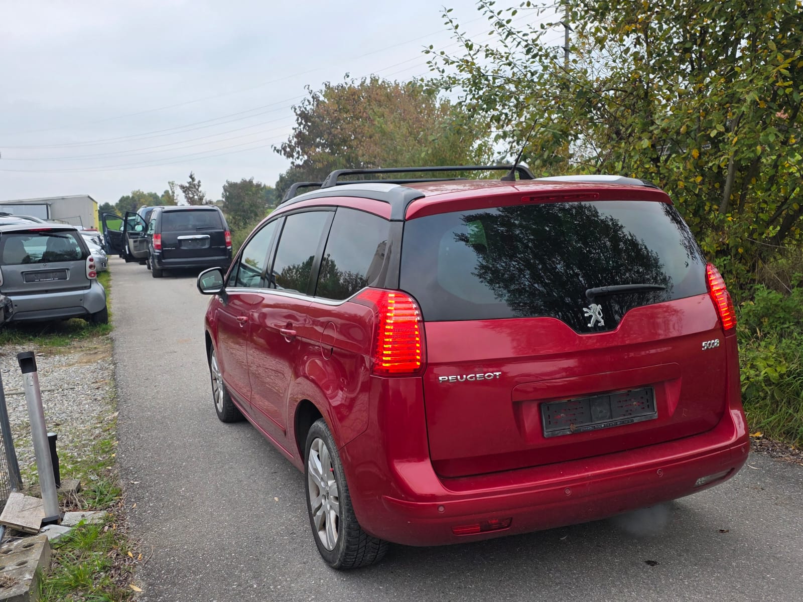 PEUGEOT 5008 1.6 16V T Sport Pack-image-2