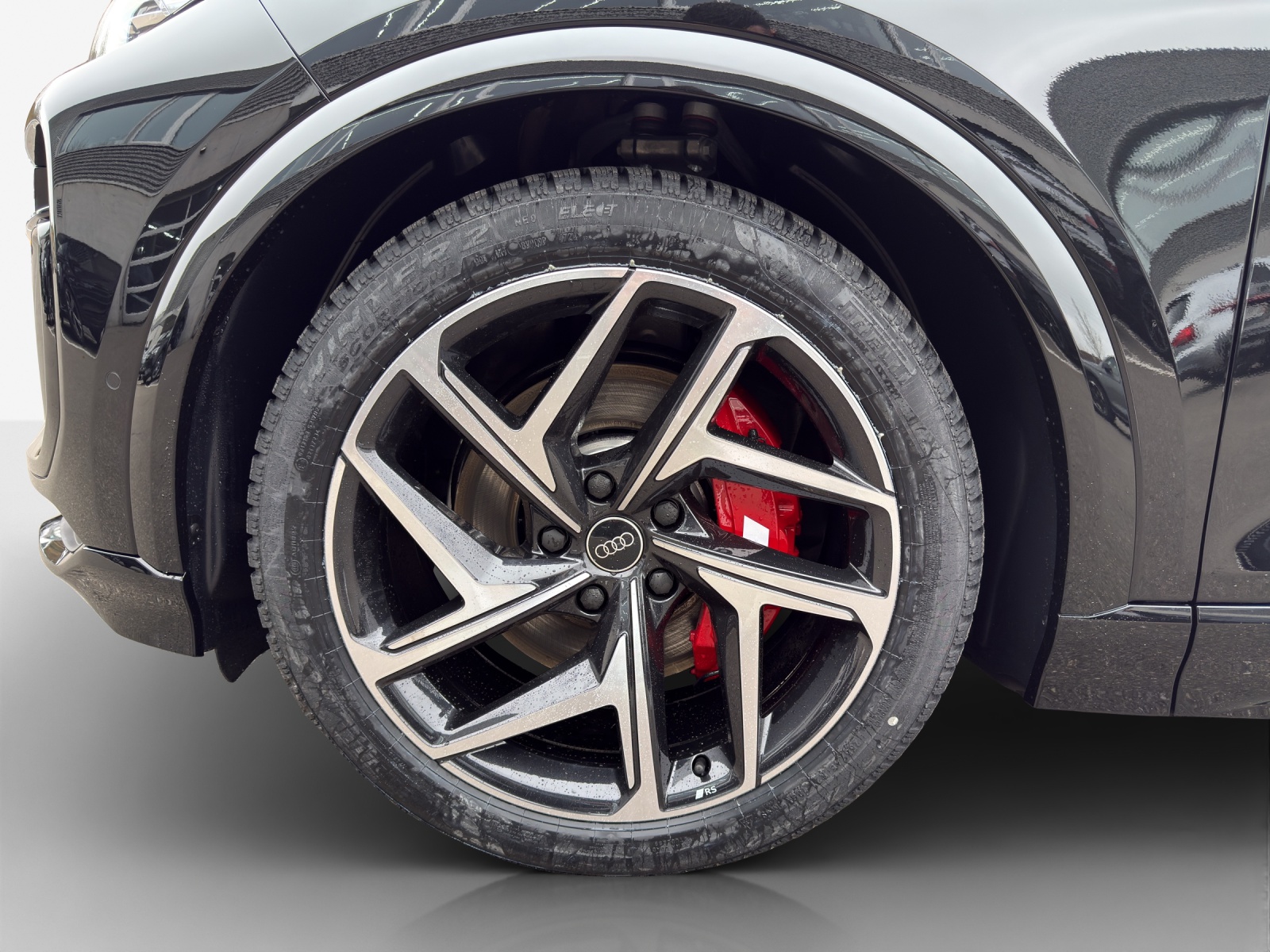 AUDI SQ6 Sportback e-tron quattro-image-14