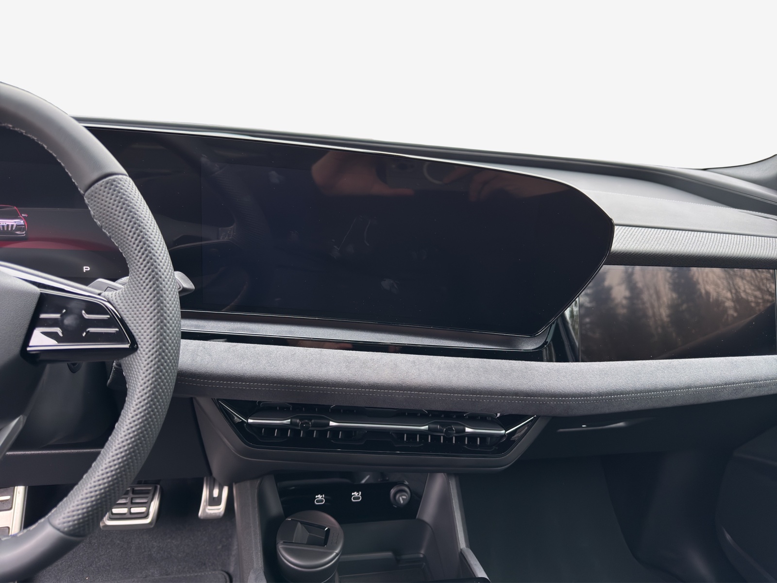 AUDI SQ6 Sportback e-tron quattro-image-10