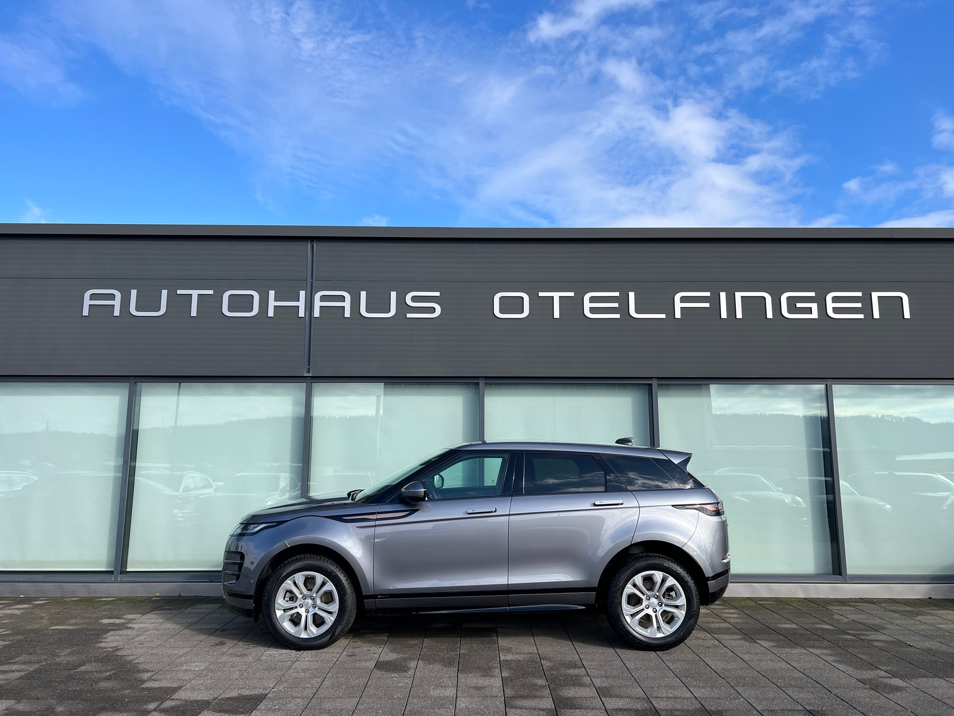 LAND ROVER Range Rover Evoque R-Dynamic P 250 SE AT9-image-0