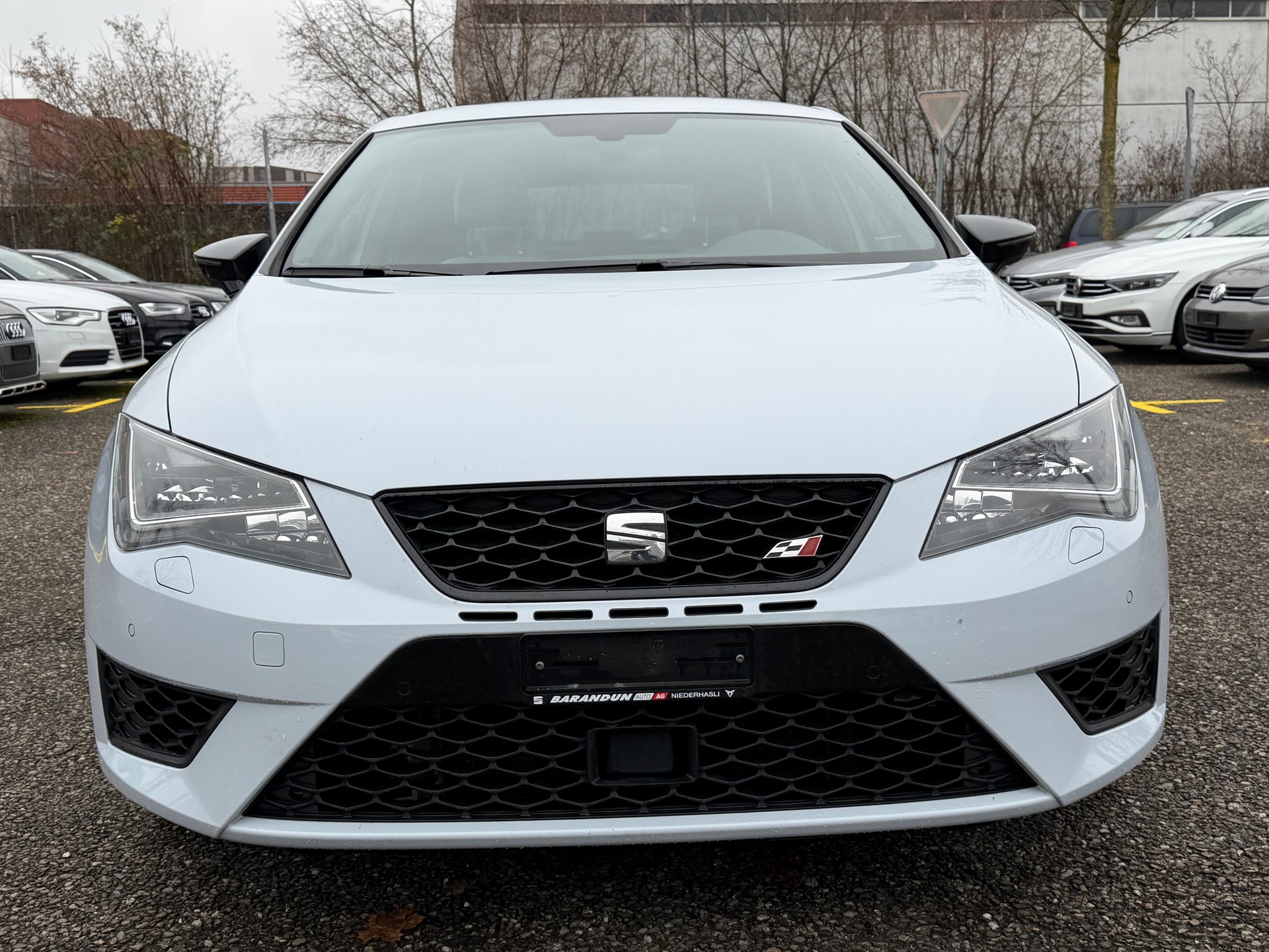 SEAT Leon 2.0 TSI Cupra 290 DSG-image-1