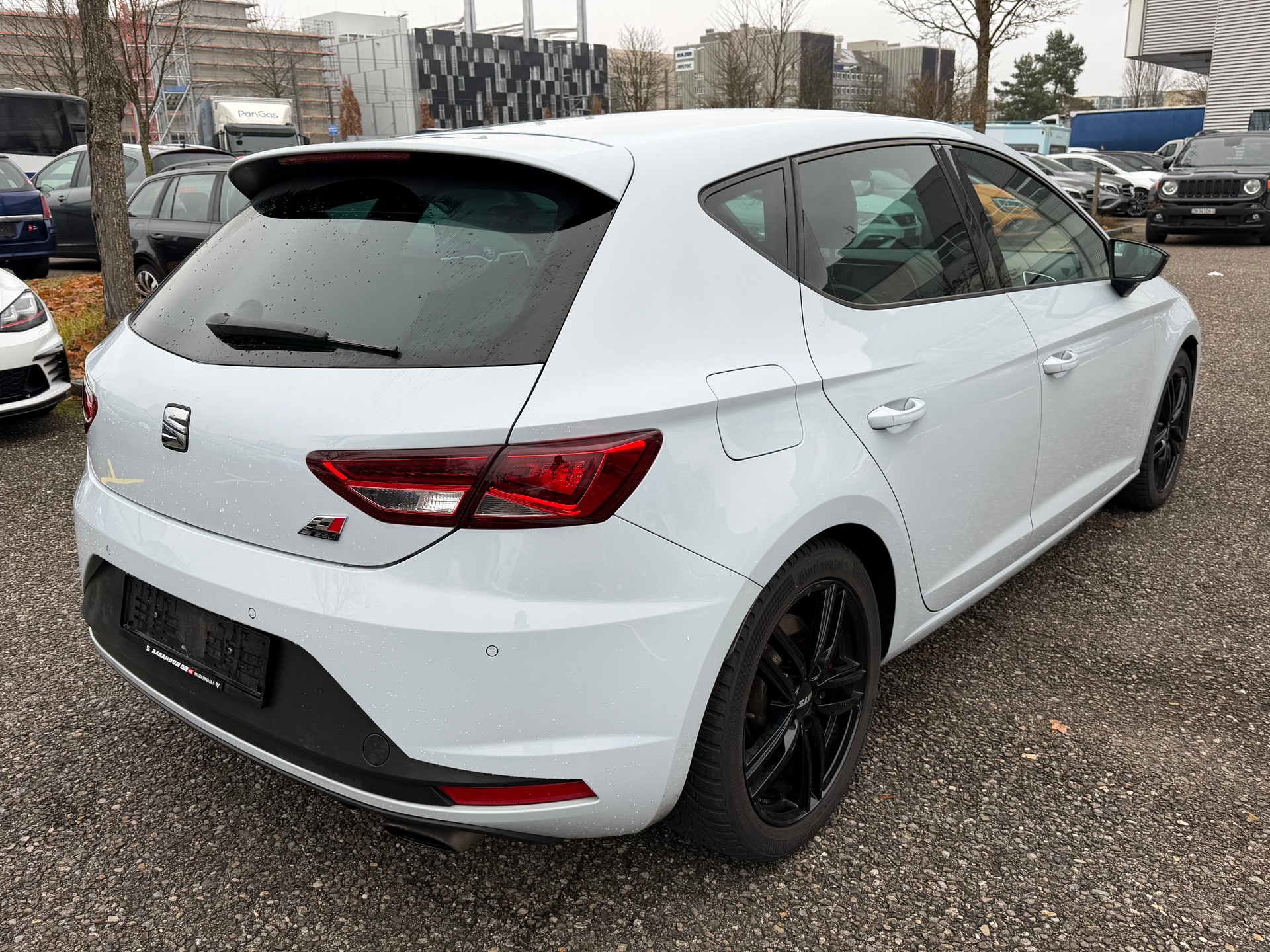 SEAT Leon 2.0 TSI Cupra 290 DSG-image-4