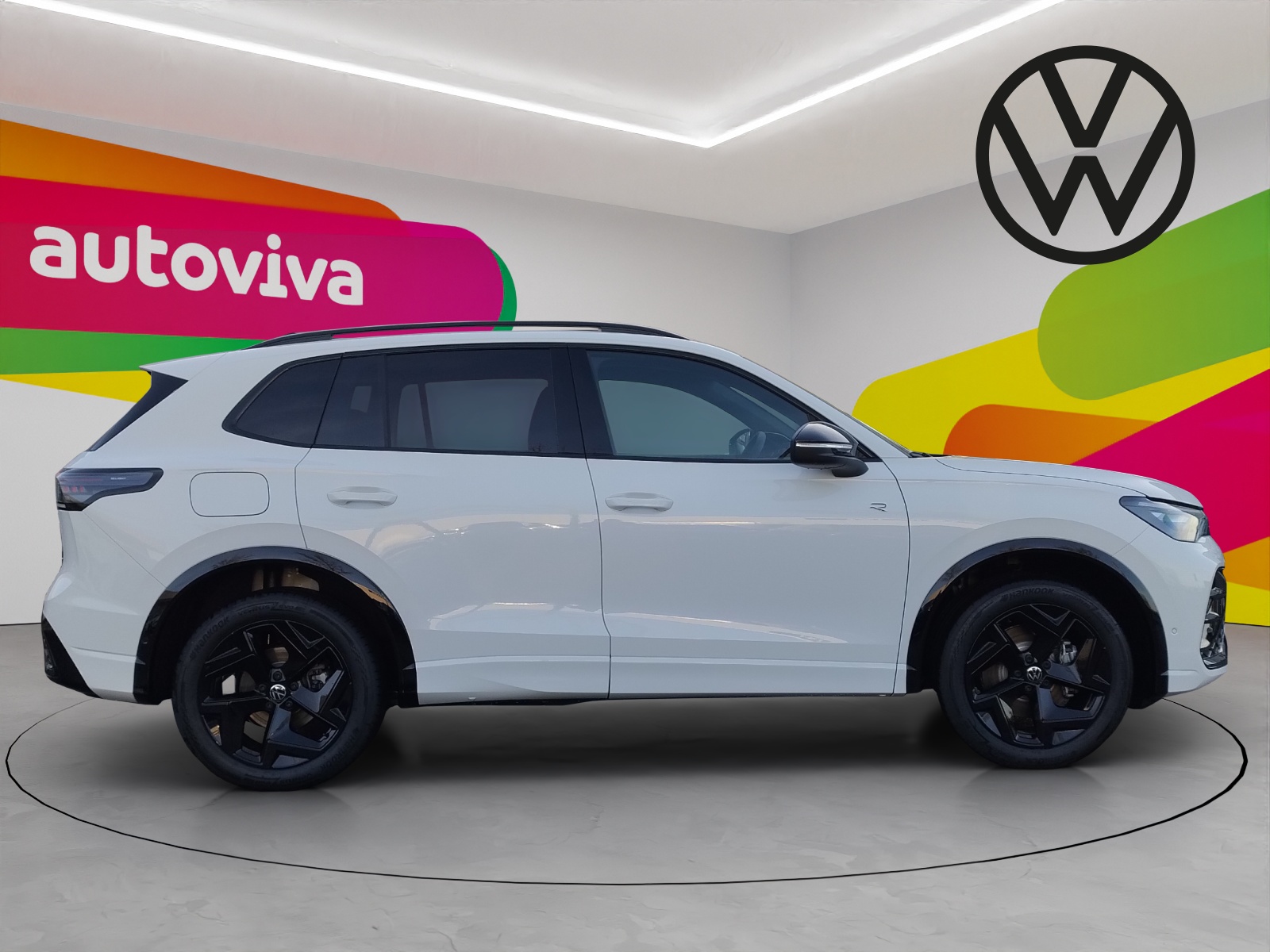 VW Tiguan 2.0 TSI DSG R-Line 4Motion-image-3