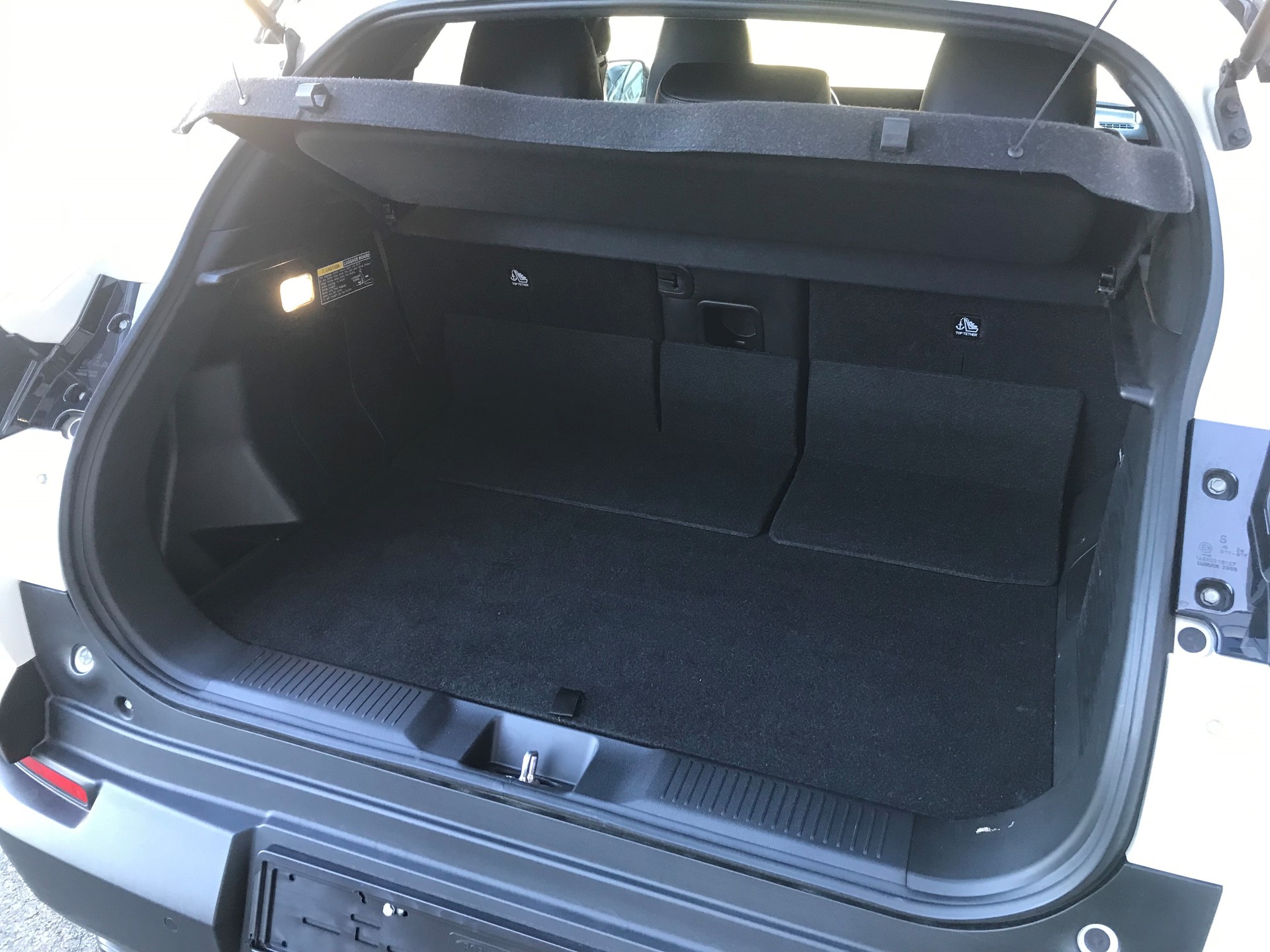 SUZUKI E-Vitara Compact Top 4x4-image-9