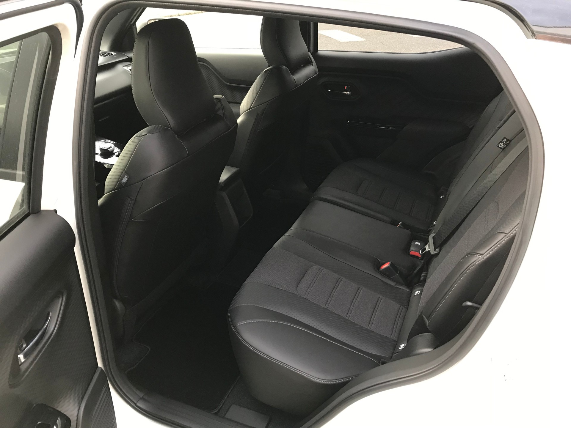 SUZUKI E-Vitara Compact Top 4x4-image-3
