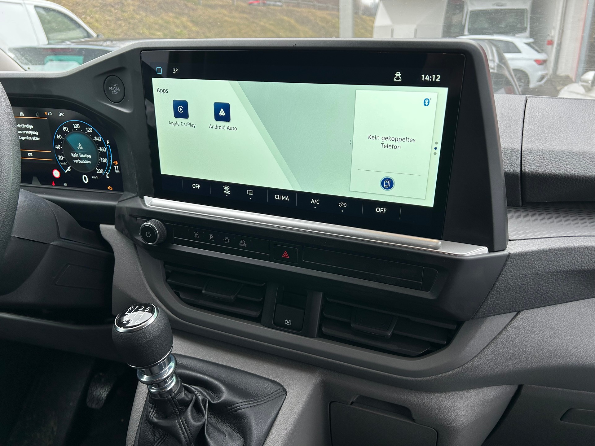 VW Transporter 2.0 TDI-image-18