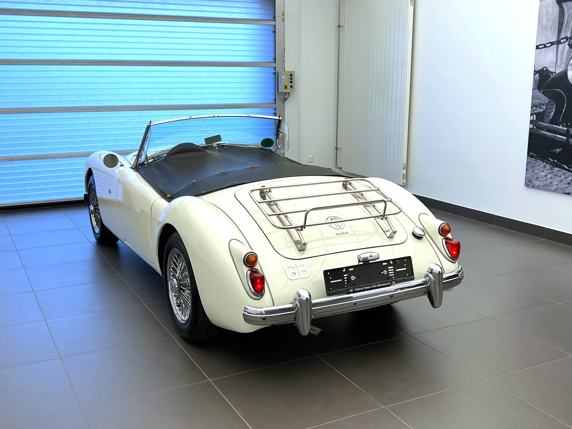 MG MGA Cabrio-image-11