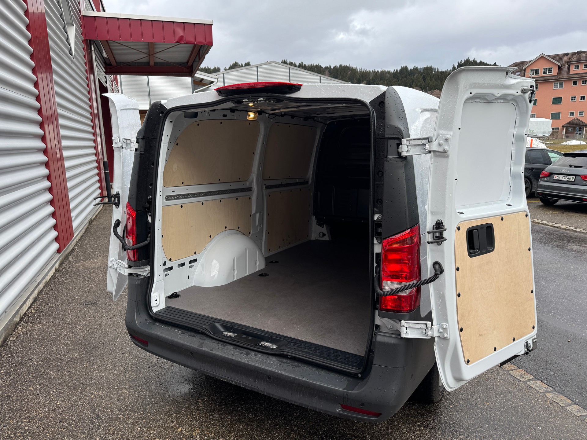 MERCEDES-BENZ Vito 116 CDI Lang 9G-Tronic Pro-image-3
