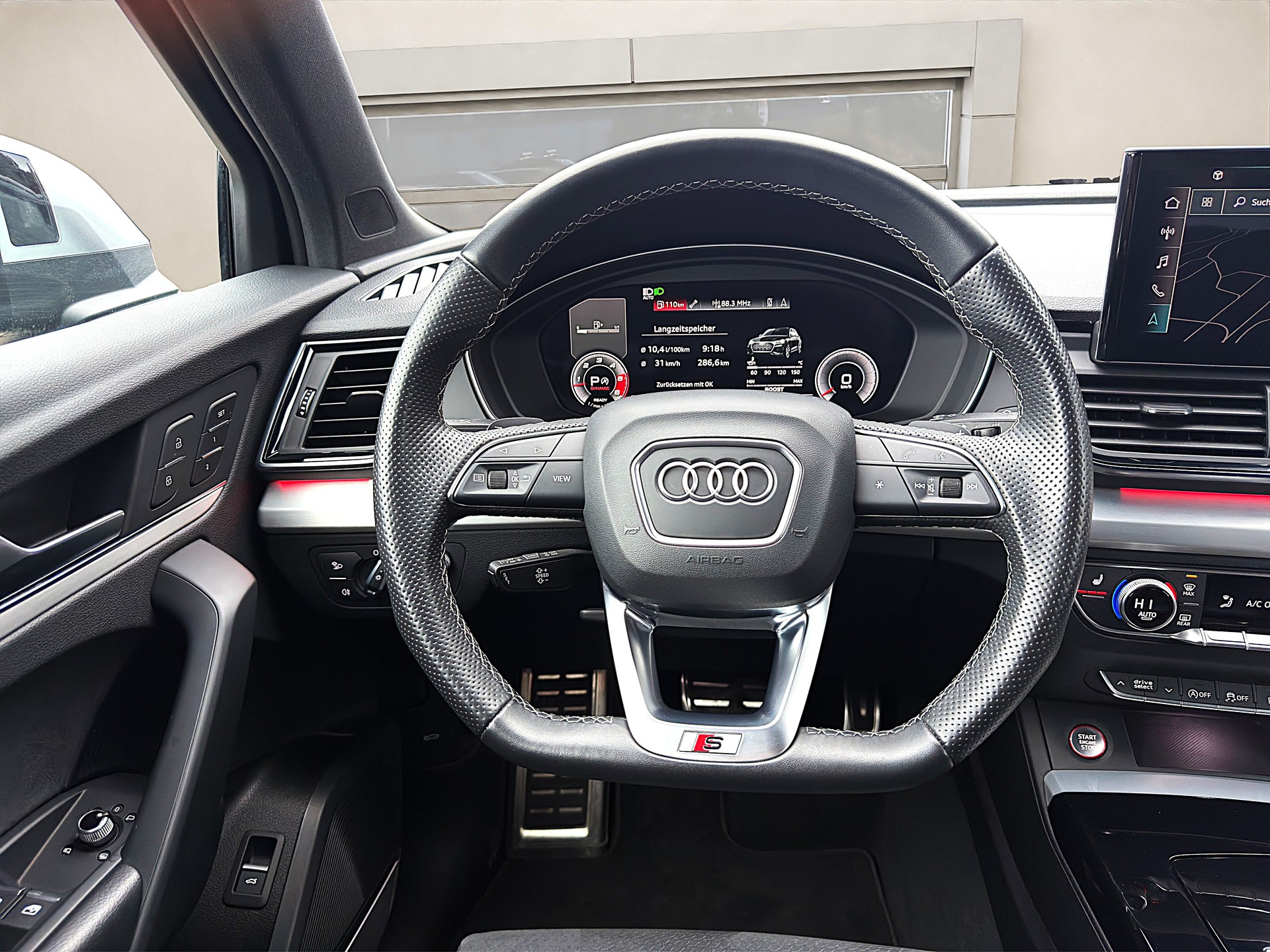 AUDI SQ5 Sportback TDI quattro * ALL BLACK * tiptronic-image-12