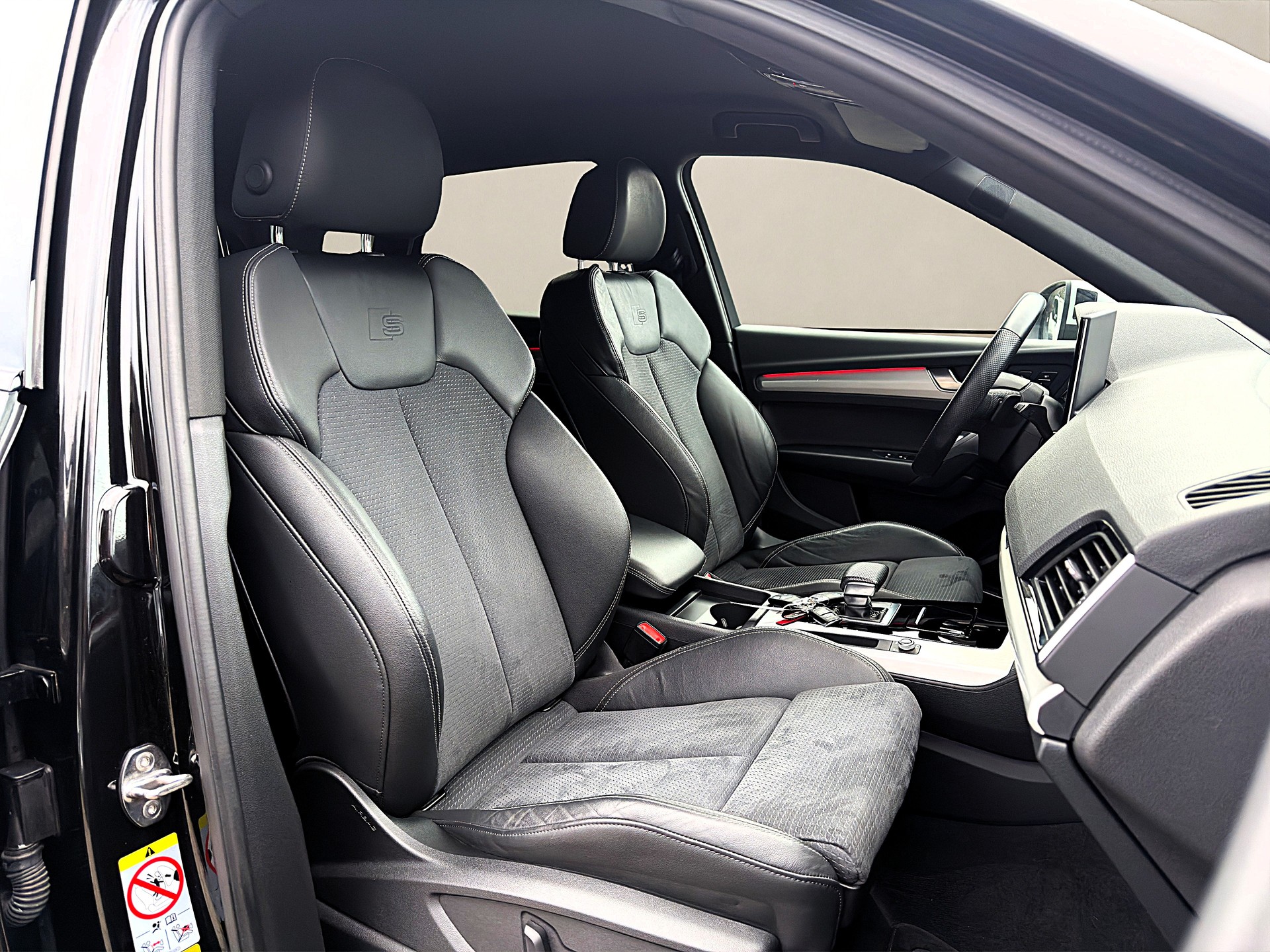 AUDI SQ5 Sportback TDI quattro * ALL BLACK * tiptronic-image-9