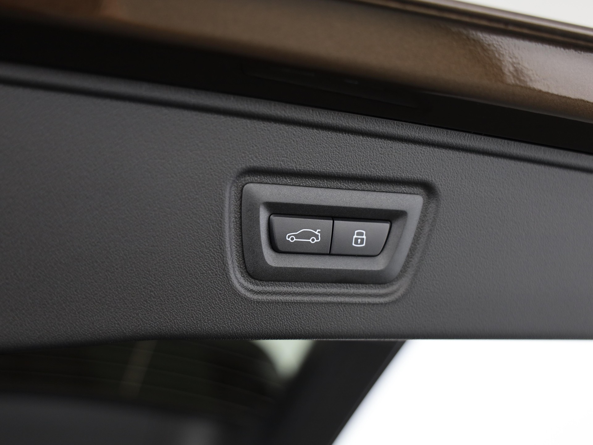 BMW M5 xDrive Touring-image-11