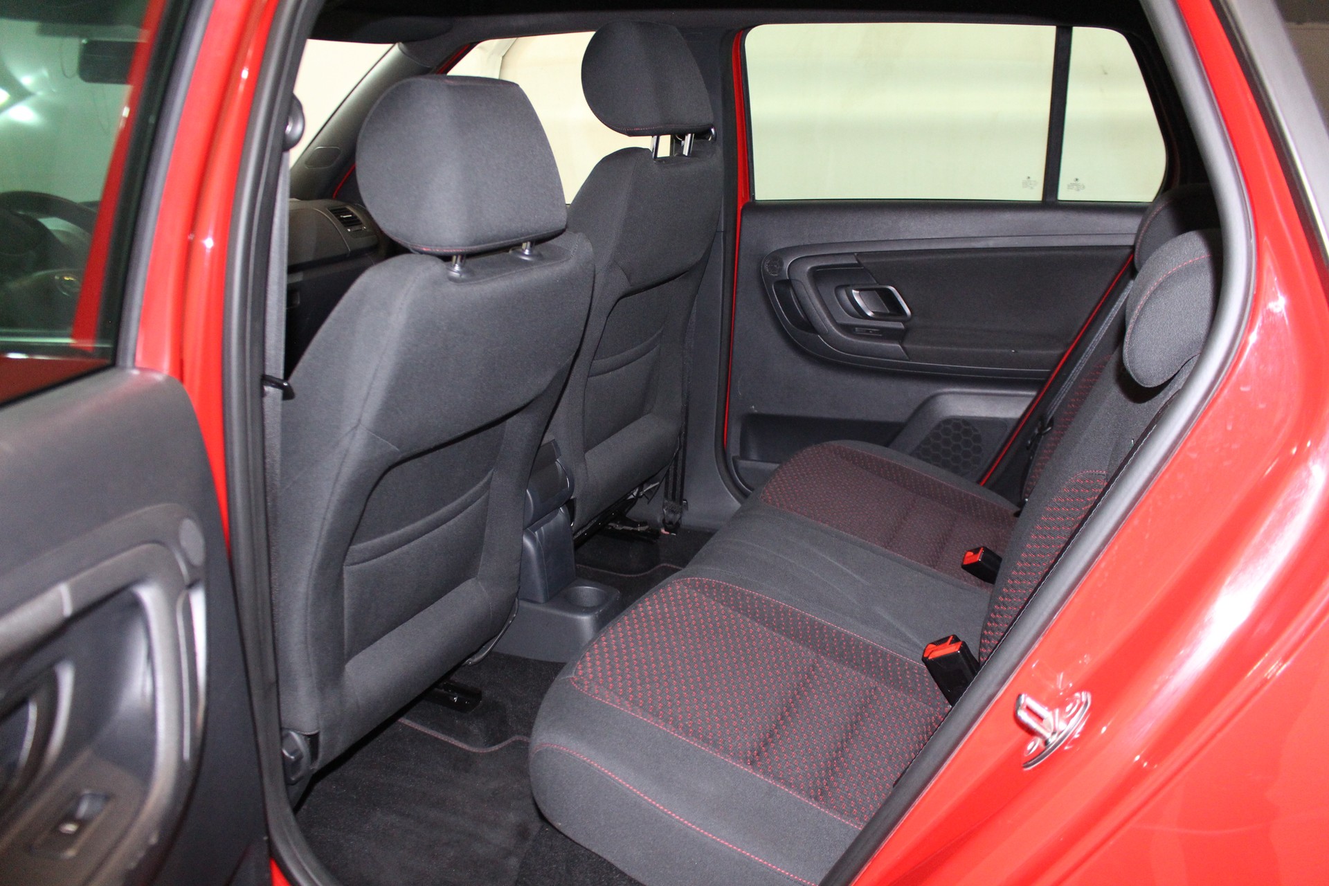 SKODA Fabia Combi 1.4 TSI RS DSG-image-7