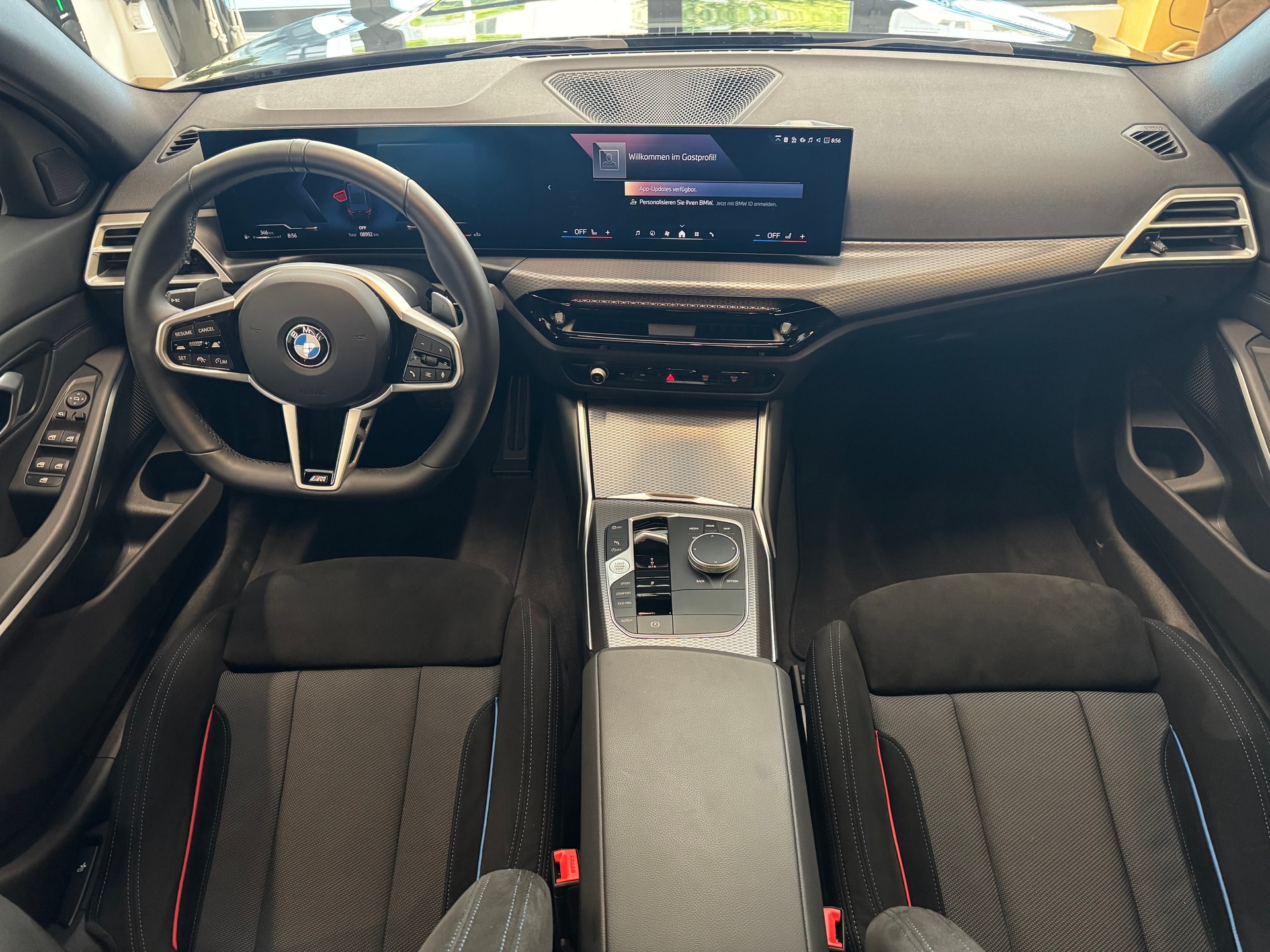BMW 330i Touring xDrive Steptronic M Sport-image-22