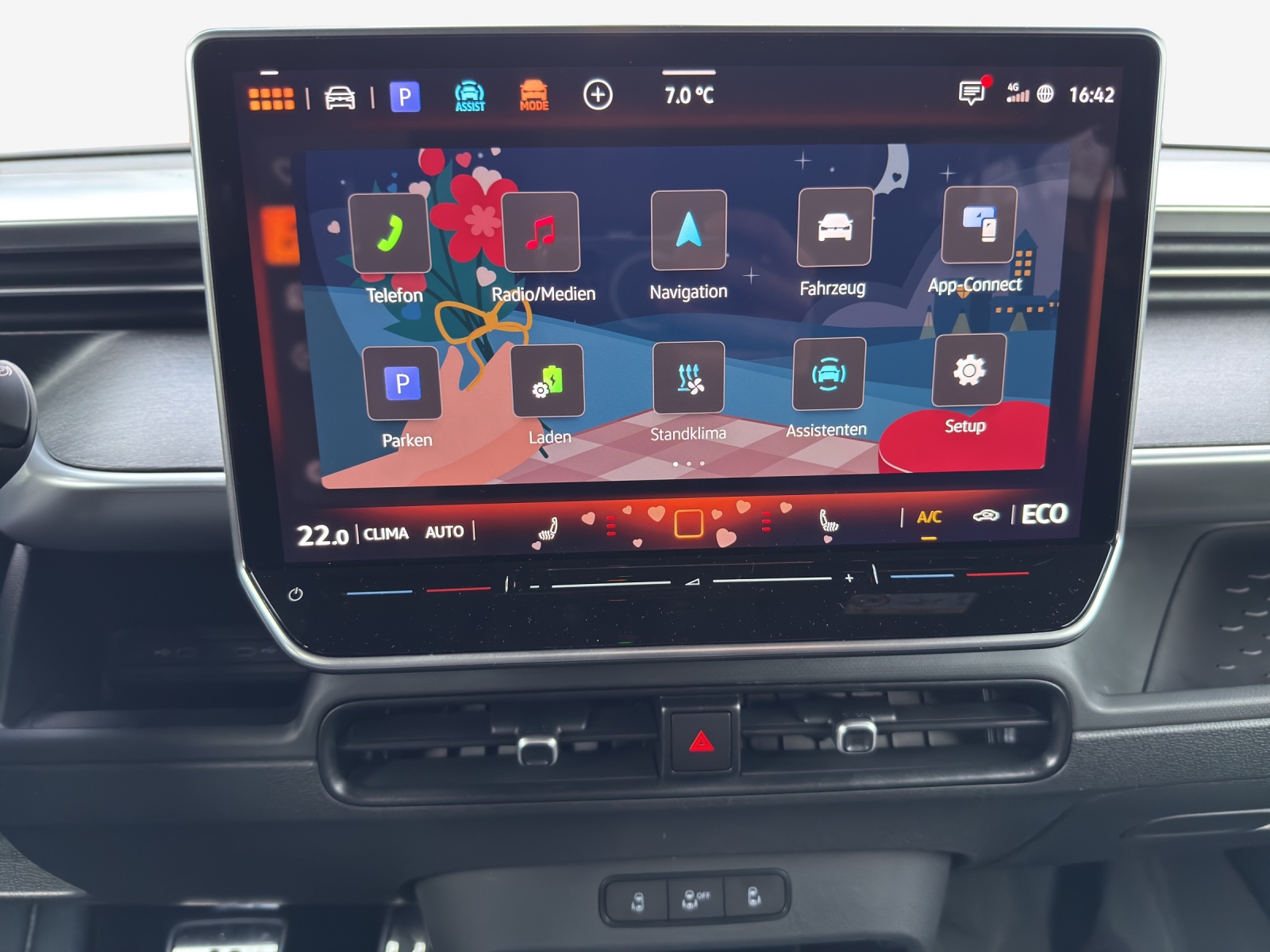 VW ID.Buzz LWB GTX 4 Motion-image-10